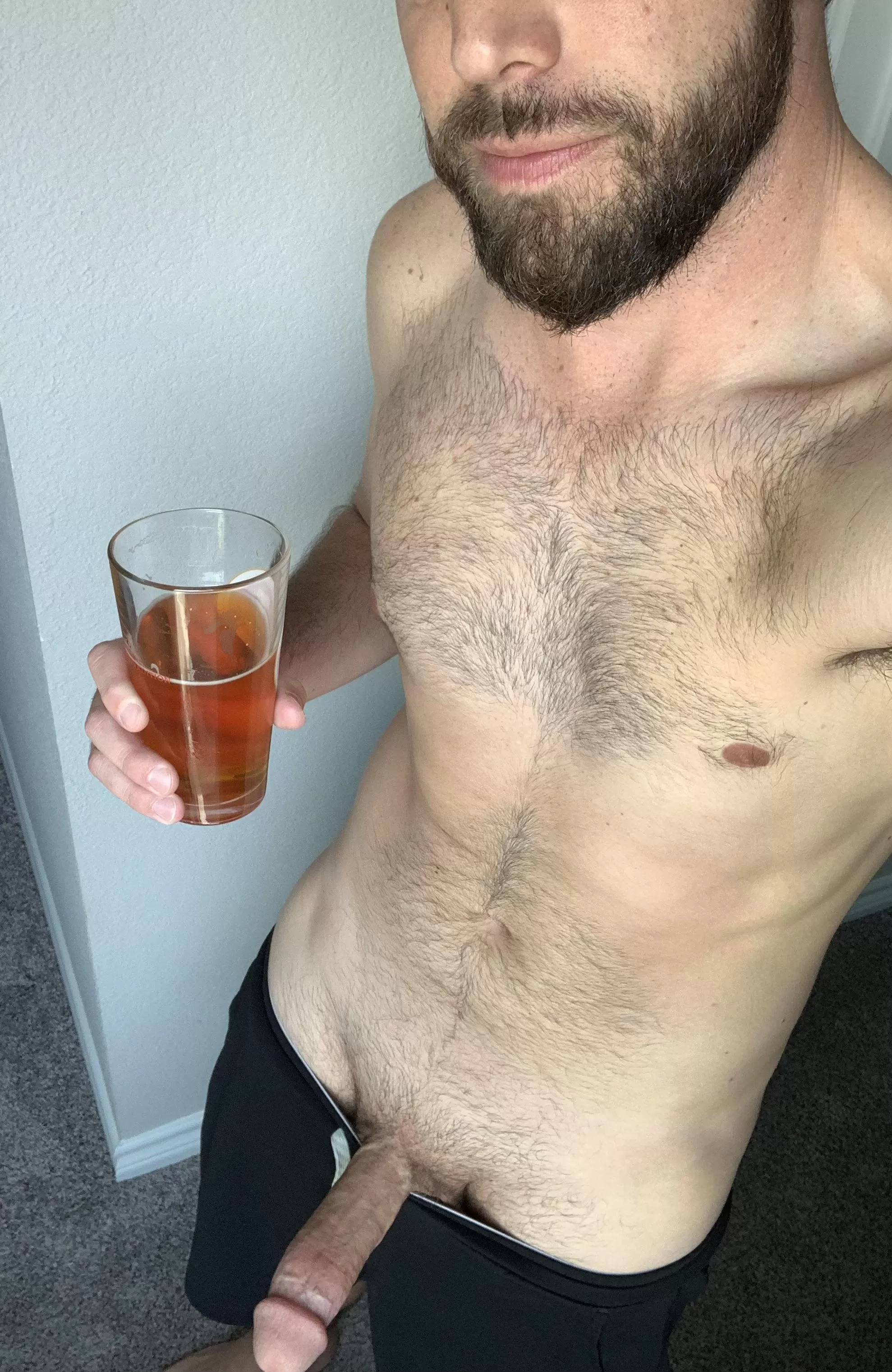 I [35] think you should come over for a drink 😏 posted by BoredD4D