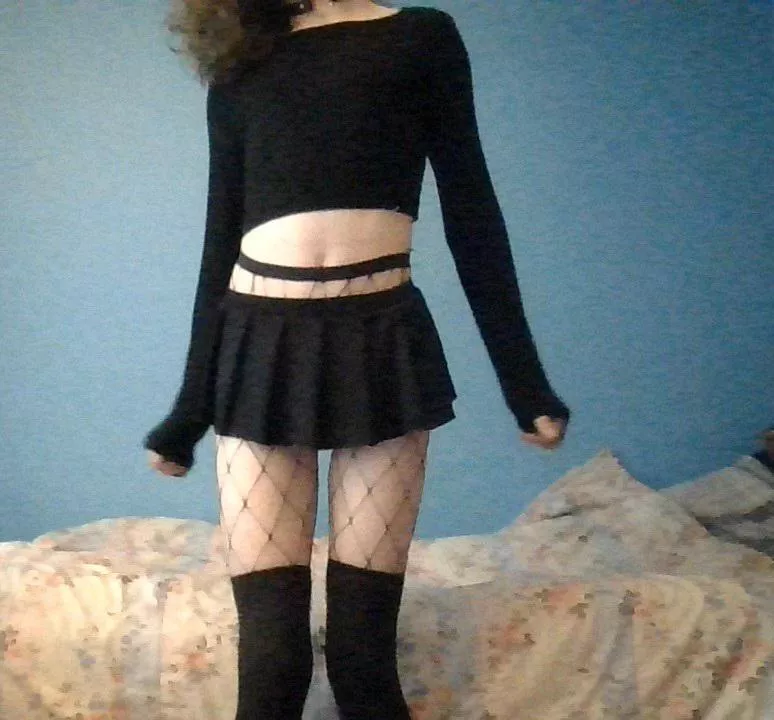 I actually love this outfit now hehe. Hope you're all having a happy Monday 💕 posted by shyyfemboyy