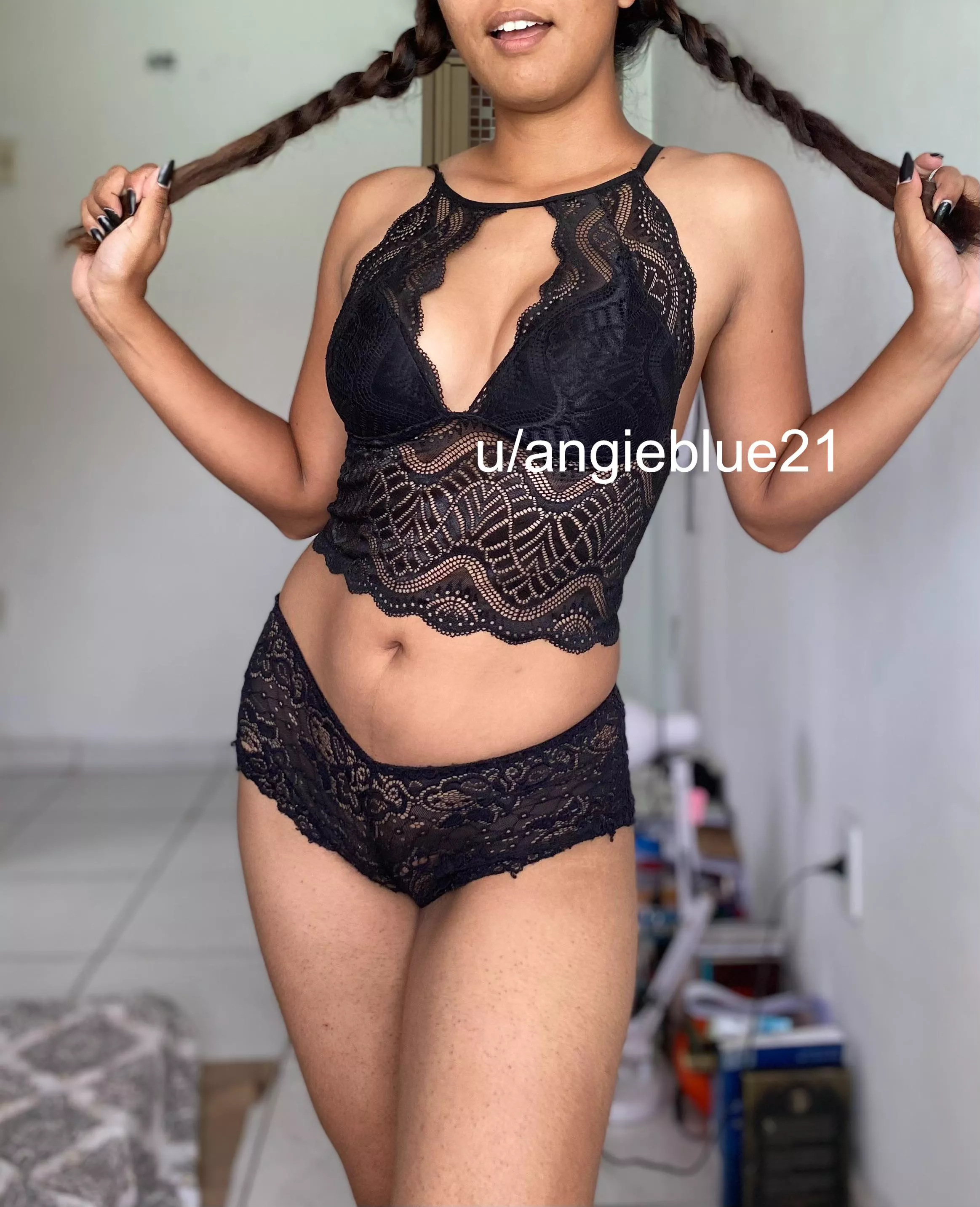 I always feel sexy in all black posted by Angieblue21