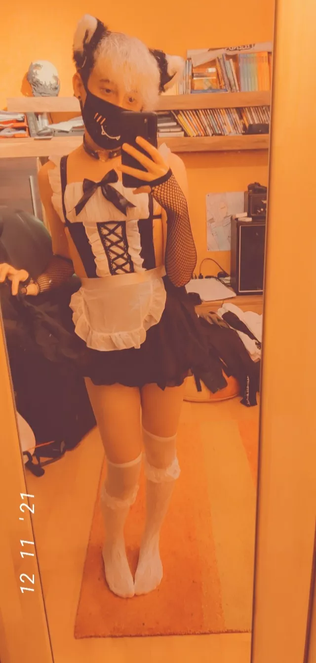 I can finally post 🤭 How do you like my maid outfit?:3 posted by LilFemTwink