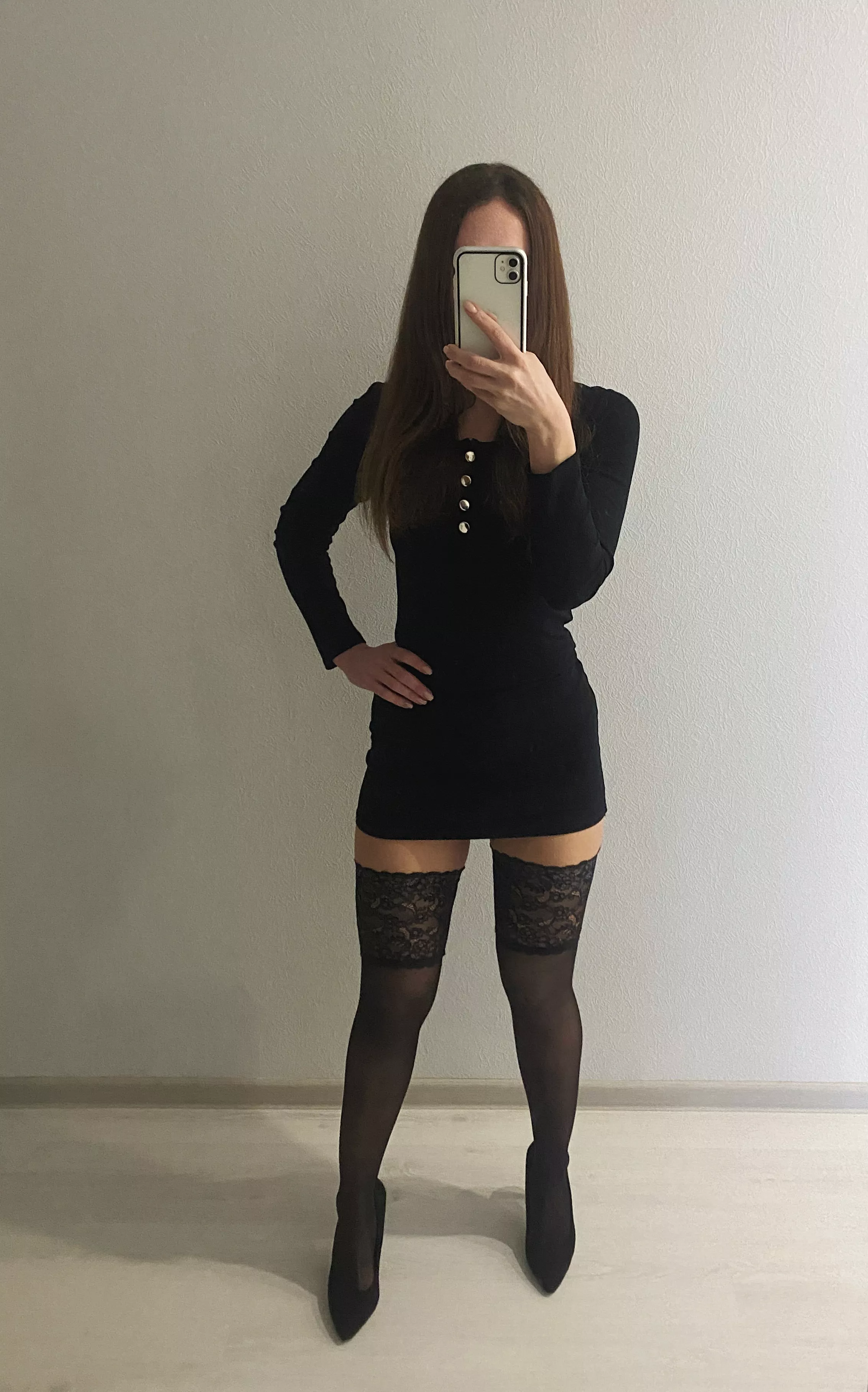 I comply with the office dress code [f] posted by alisalovely