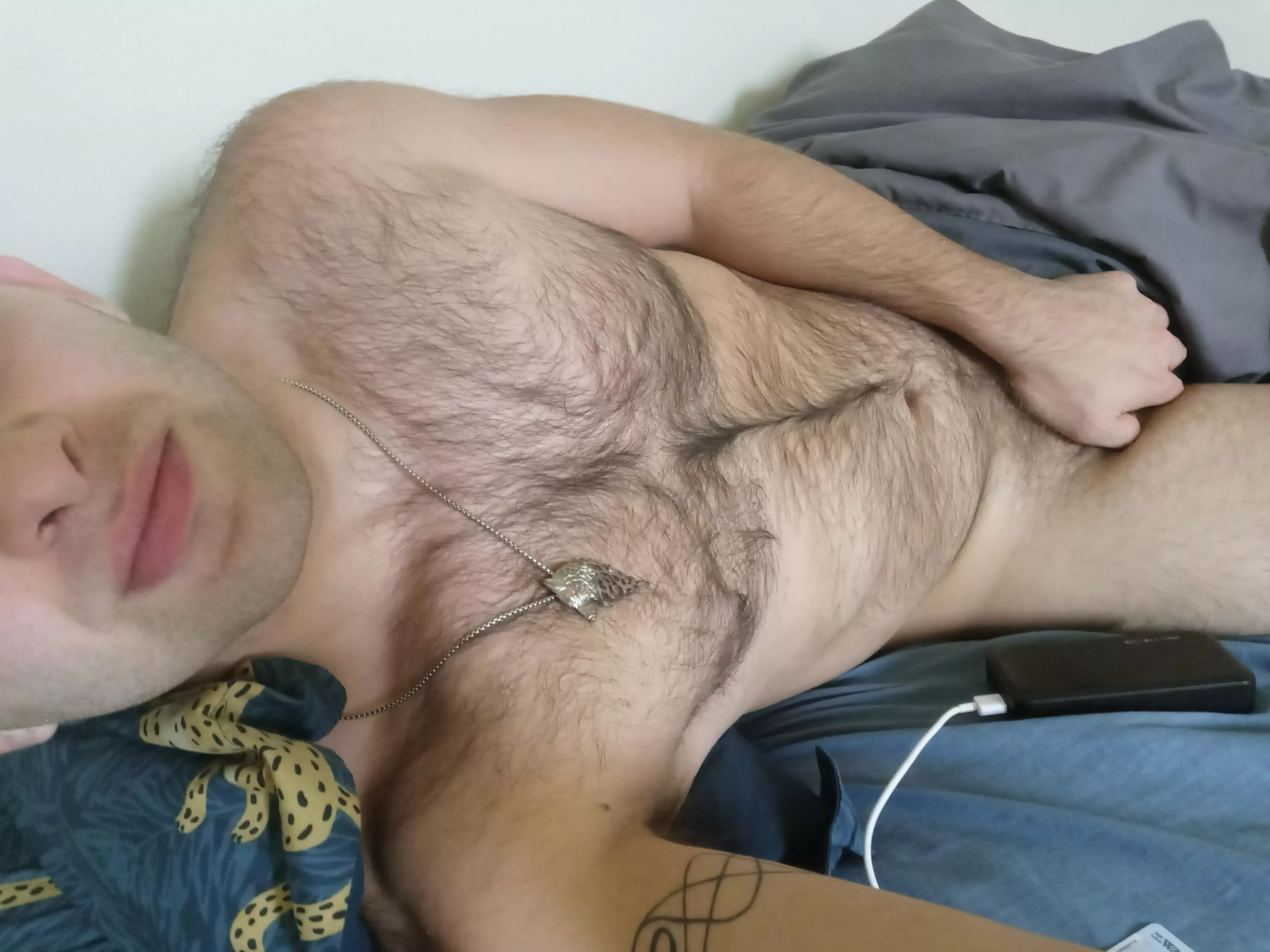 I Didn't think hairy guys were popular enough for our own subreddit 😲😲😲 posted by the--realest