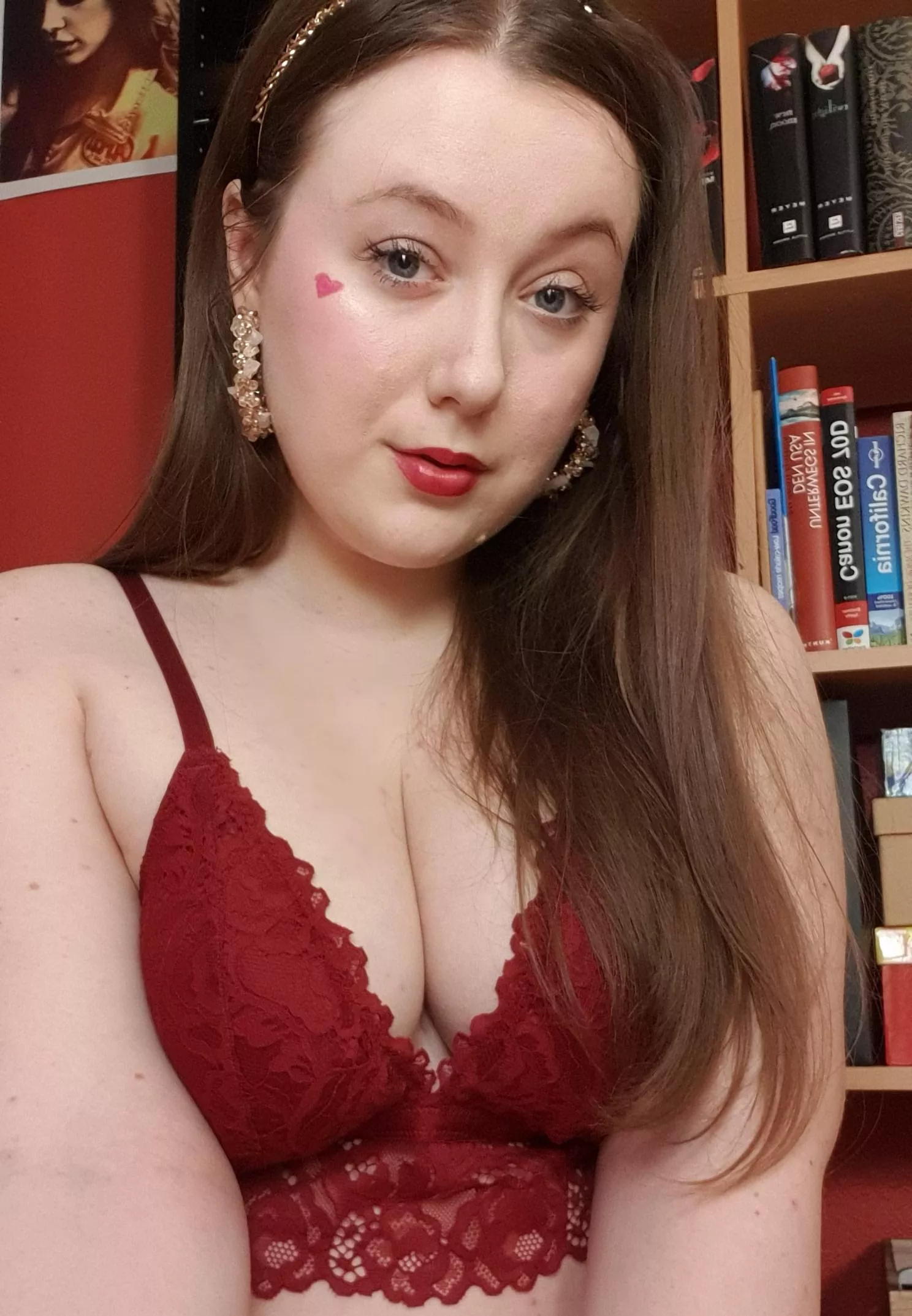 I don't have a Valentine, either... [f] posted by LilyMarie90