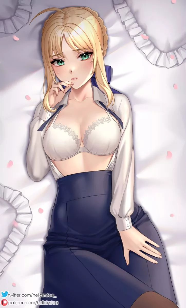 I drew Saber posted by helloimtea_