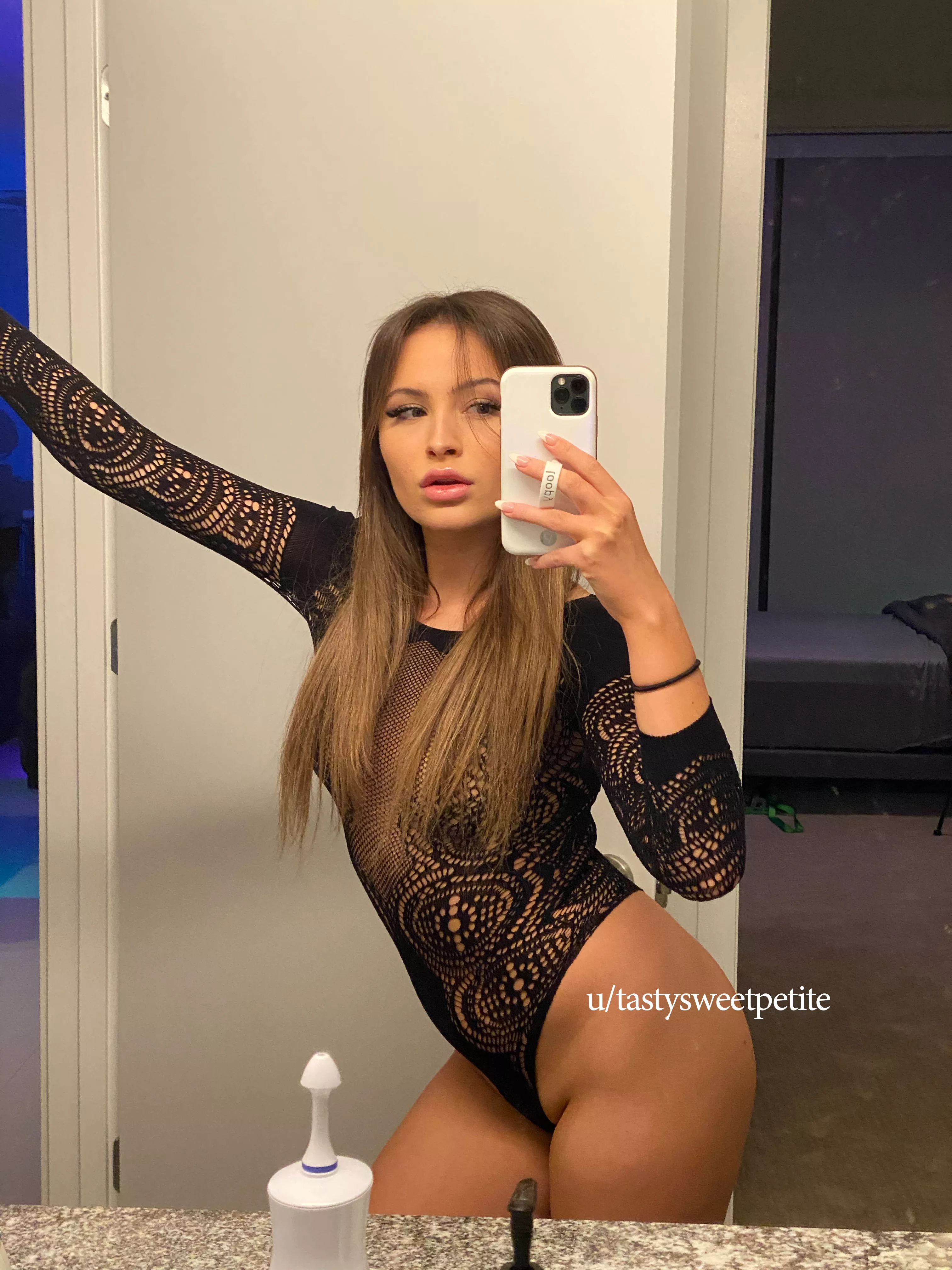 I feel cute wearing this.. what would you do to me? posted by tastysweetpetite