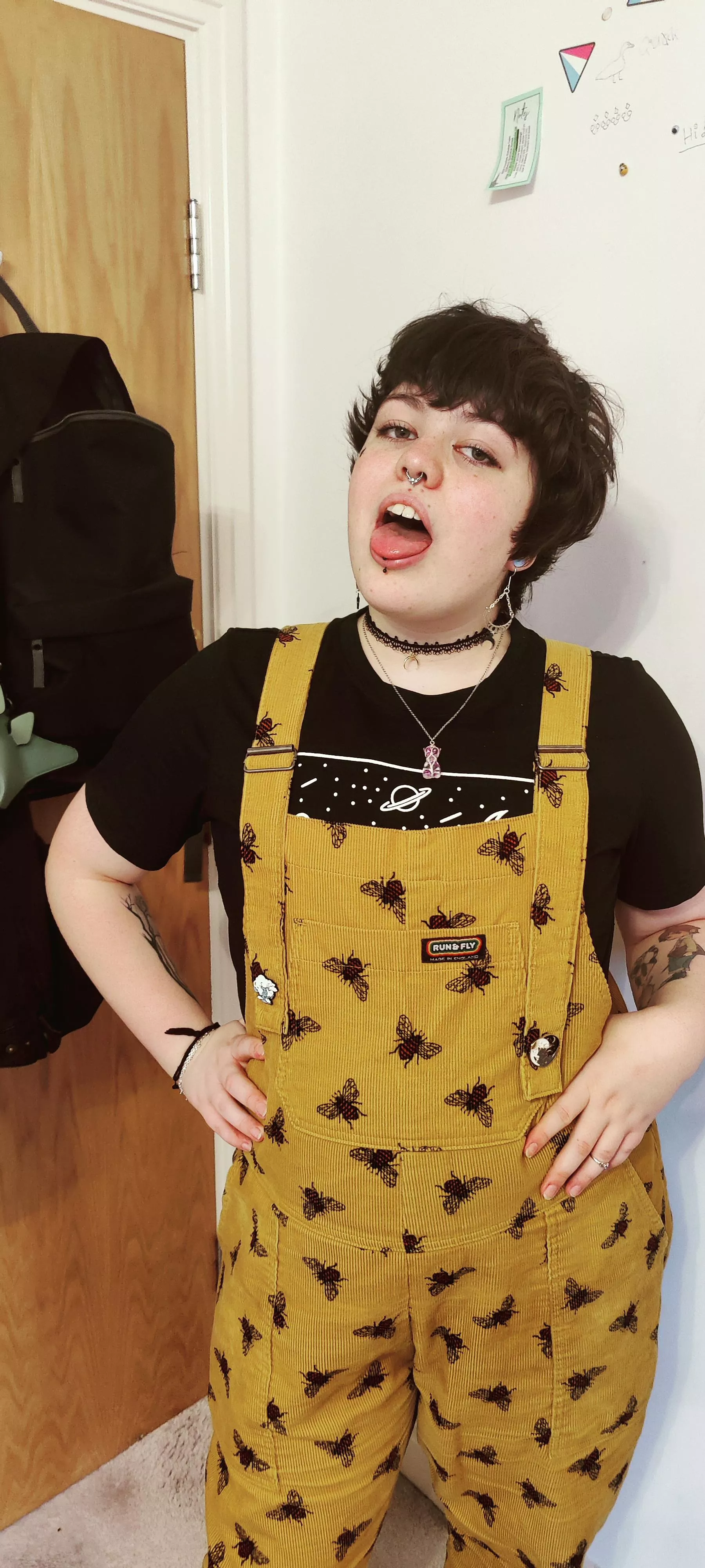 I. felt. ADORABLE! in my cute lil bee outfit today! x posted by Thefeistyfemboy