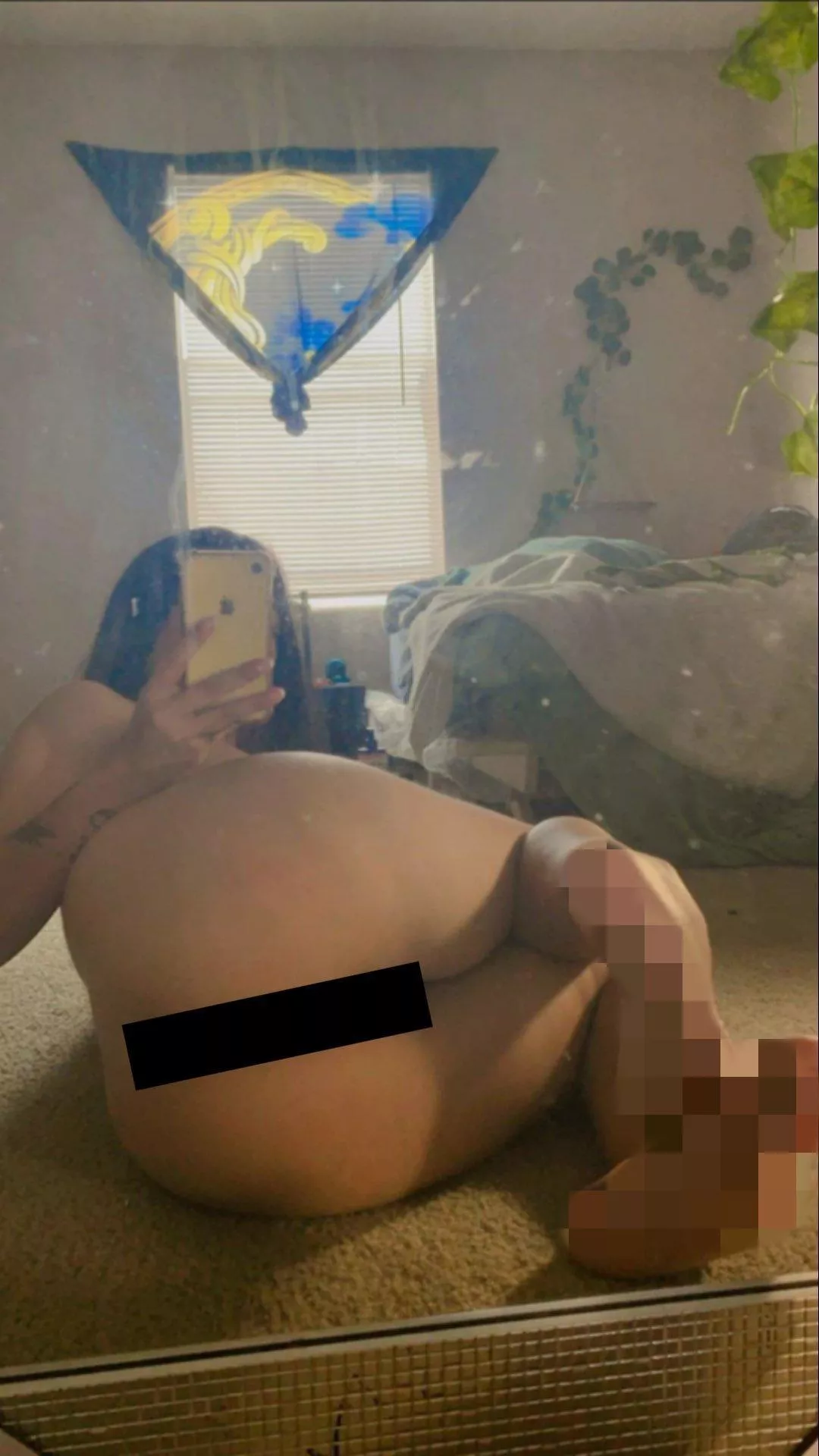 I get horny taking nudes 😋🍑💦 posted by vamp1r3br1d3