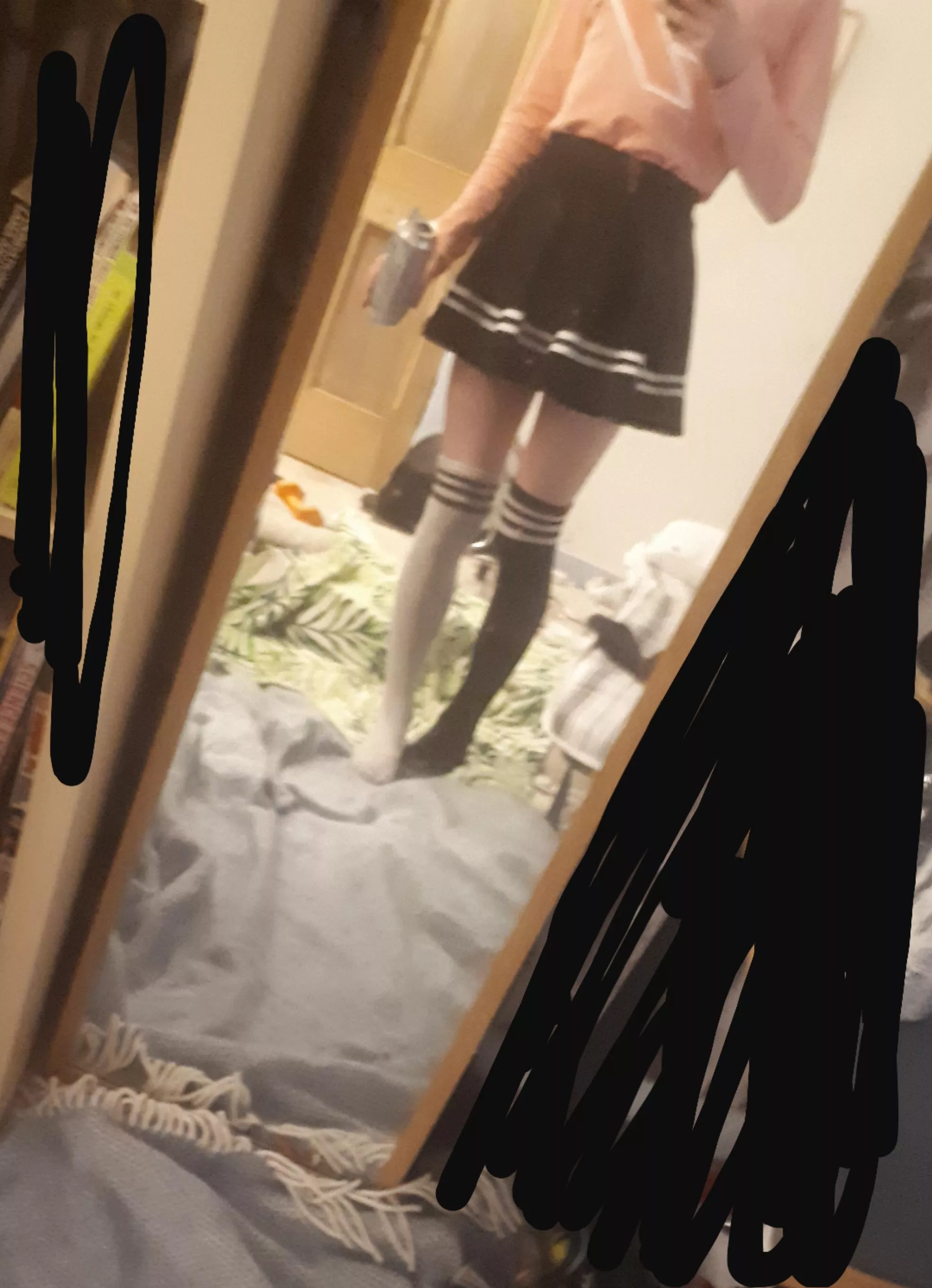 I got a skirt ^^ posted by Magflop