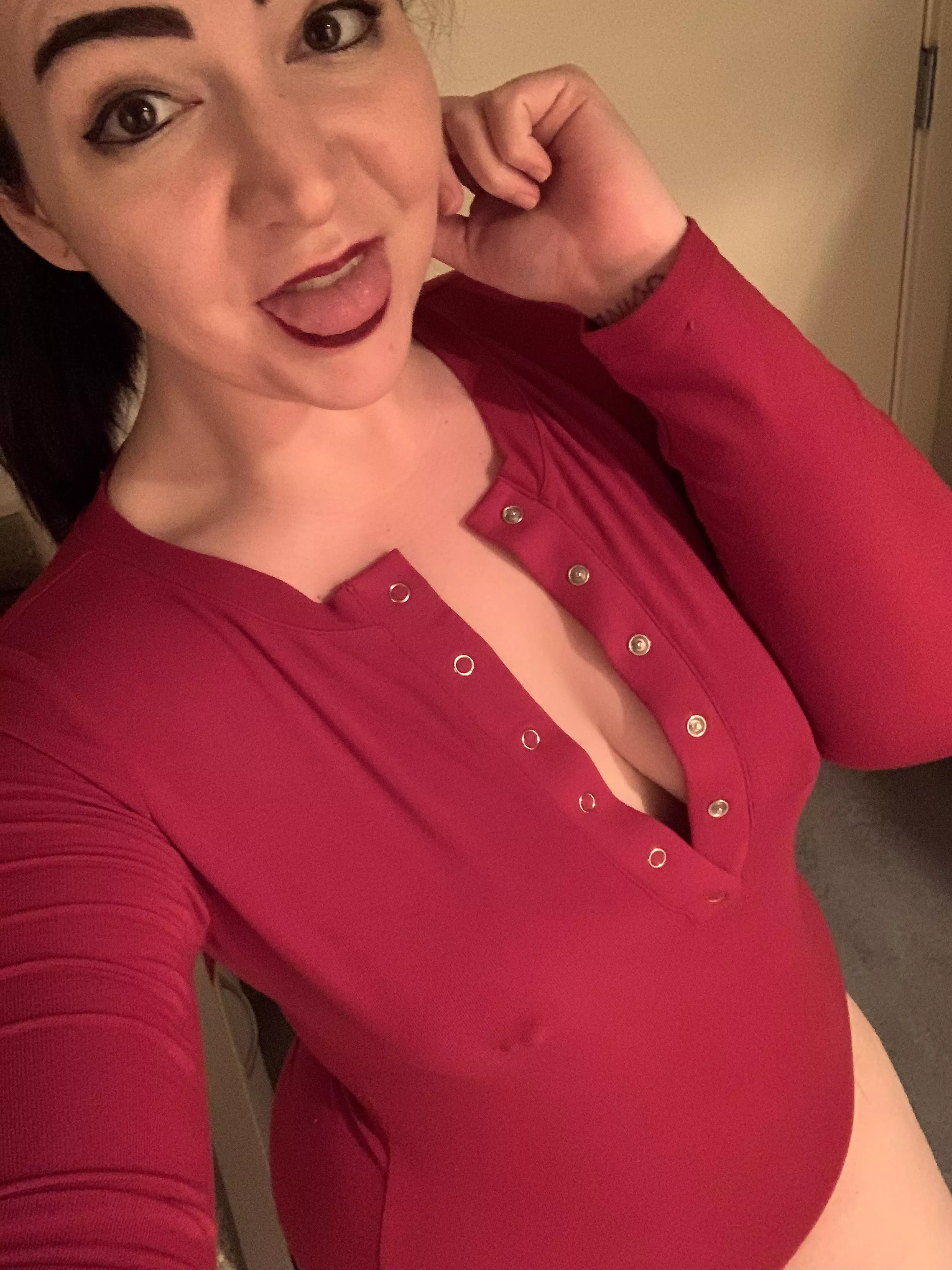 I got my first leotard/bodysuit and I'm kind of digging it (26F) posted by UnacceptableLemonade