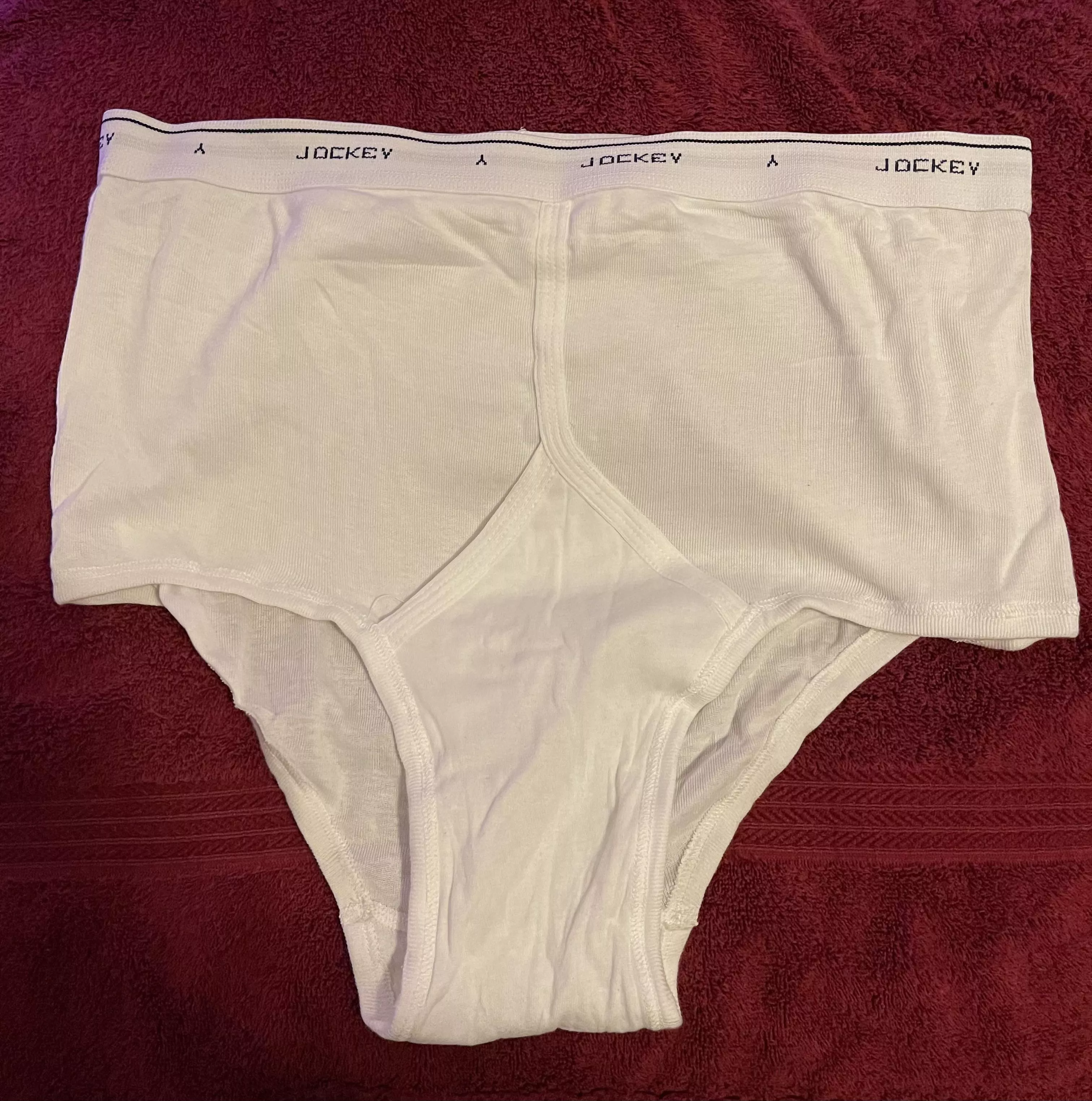 I got my first pair of Y fronts today!!! Underwear community, I need your help! I’m looking for these in a 42 that is LOW RISE. Can you all help? I would happily reward the individual who finds them! posted by Vegetable_Dig_6579