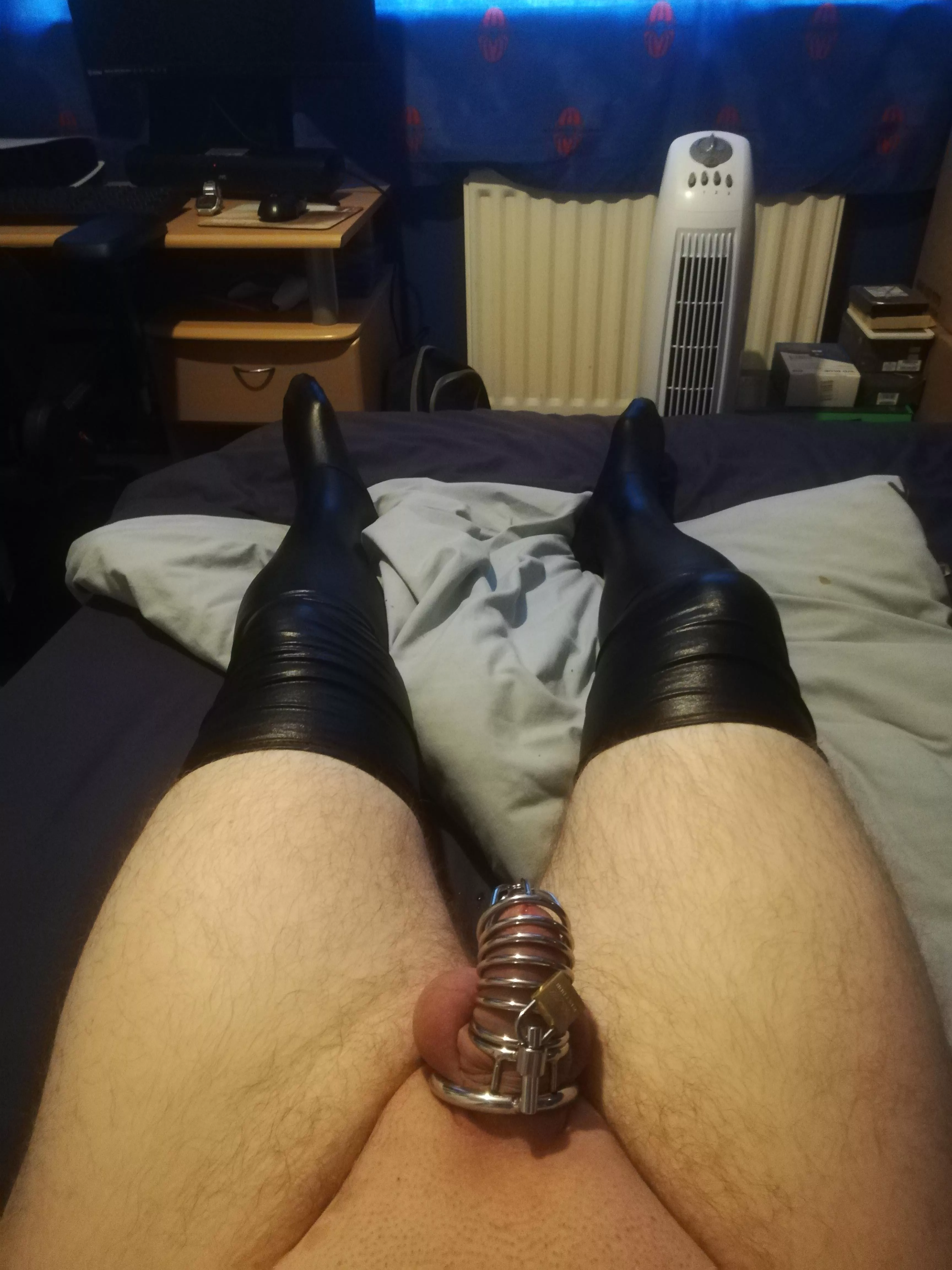 I have so many dark fantasies it's unreal. I also need to be exposed showing my face would you do that? kik is Mr_roleplay19 posted by Sissy_expose_2000