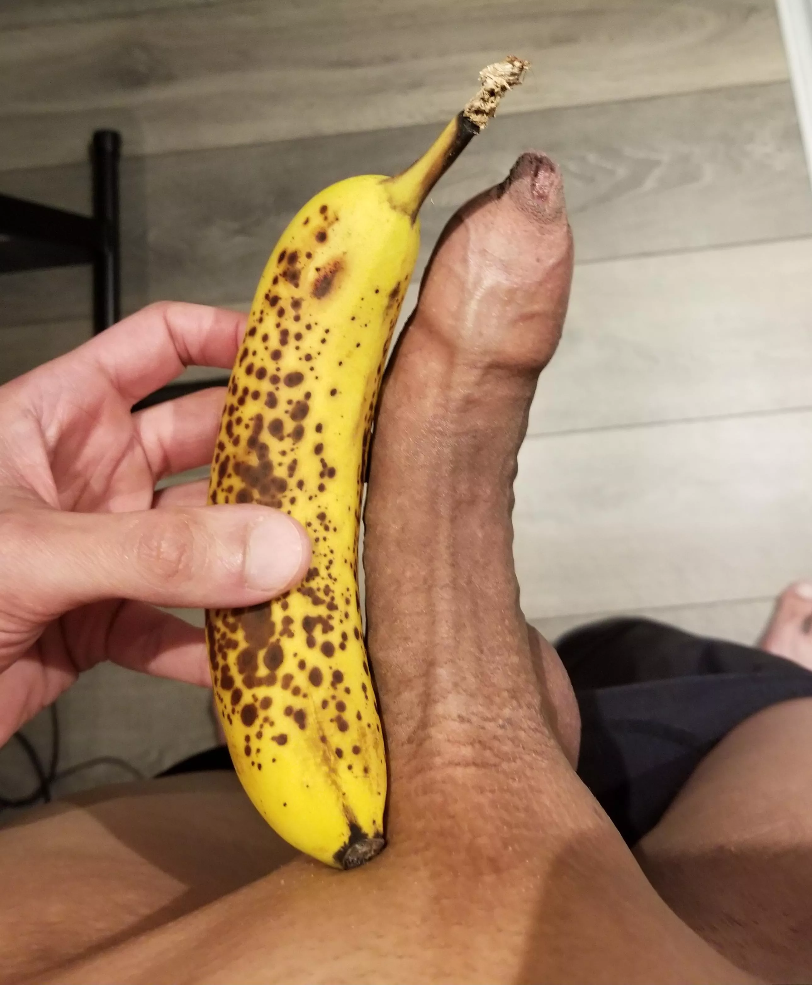 I have so much in common with this banana -- which would you want to peel and eat? (PS happy cake day to me 🎂) posted by housingforu