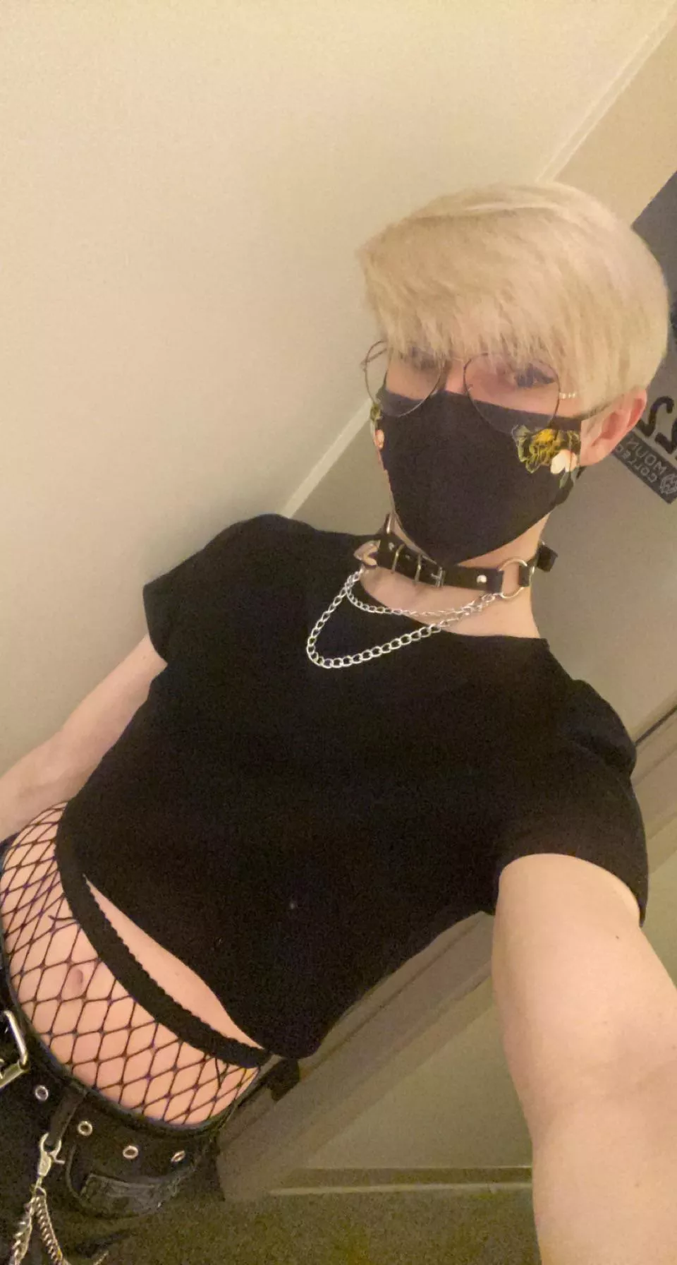 I have wayy too many pics of this fit :3 posted by EchoFemboy