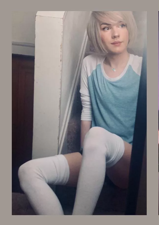 🤍💙I hope my socks are tall enough for this sub🤍💙 posted by DaniNebula