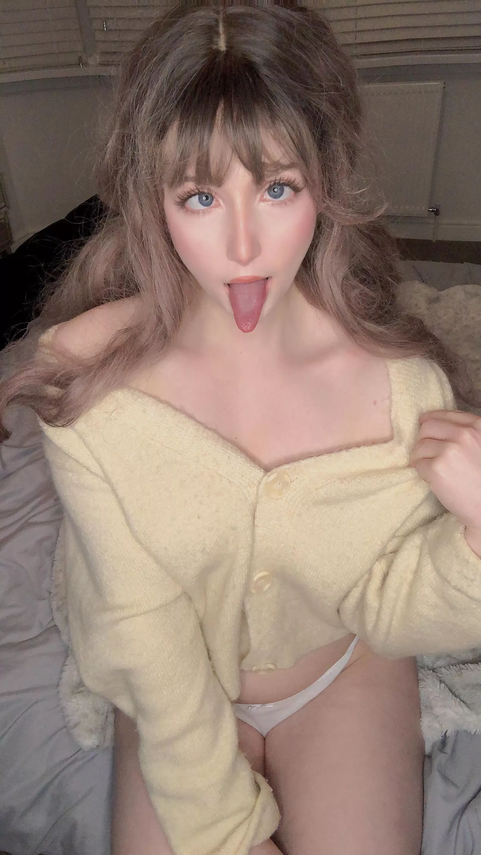 I hope you enjoy this casual ahegao posted by LoveAngelica