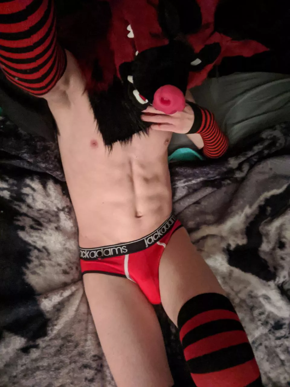 I just fucking love long socks posted by LeanYeenAD