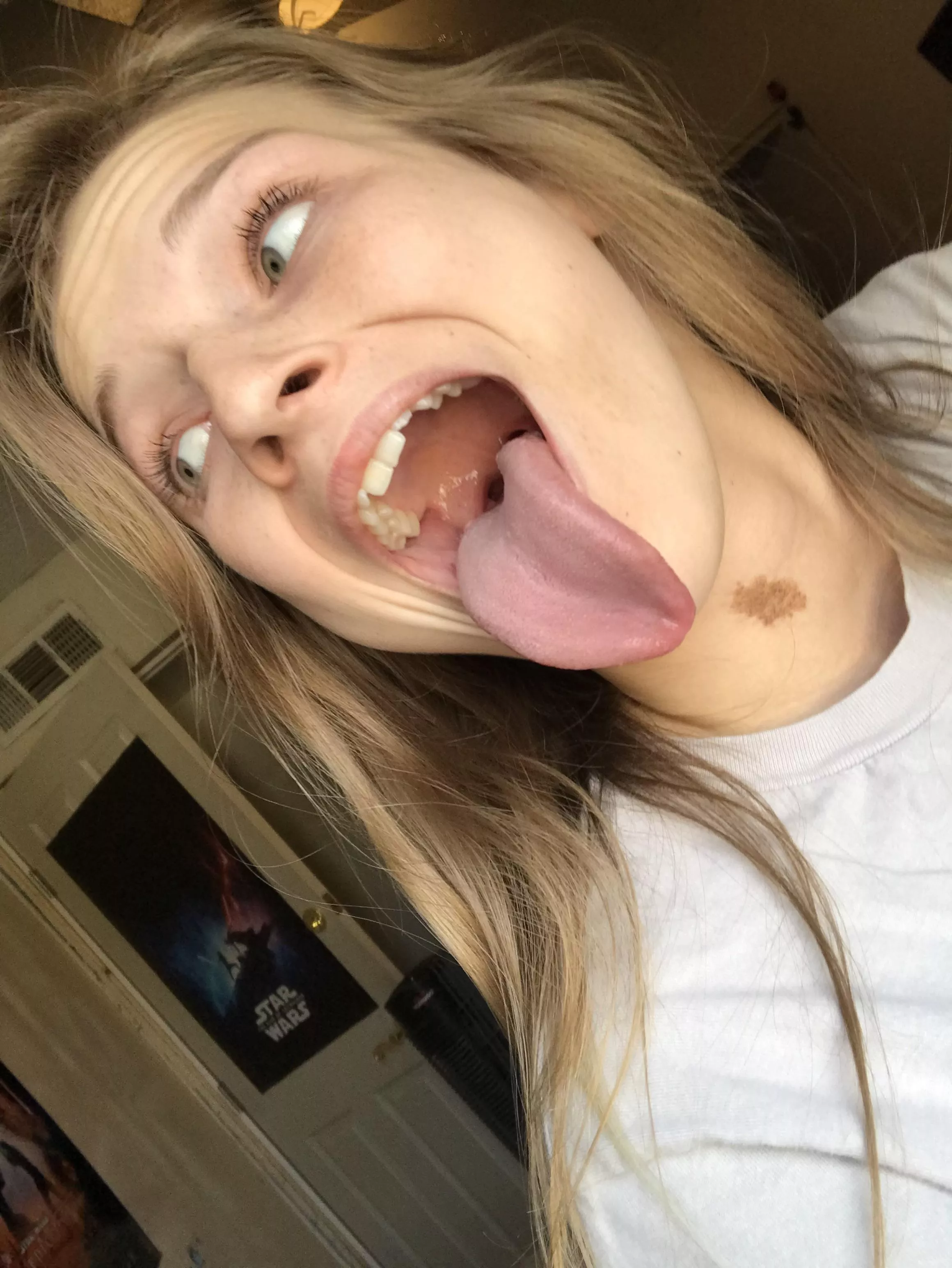 I just need your huge cock in my throat posted by crystalmoonclub