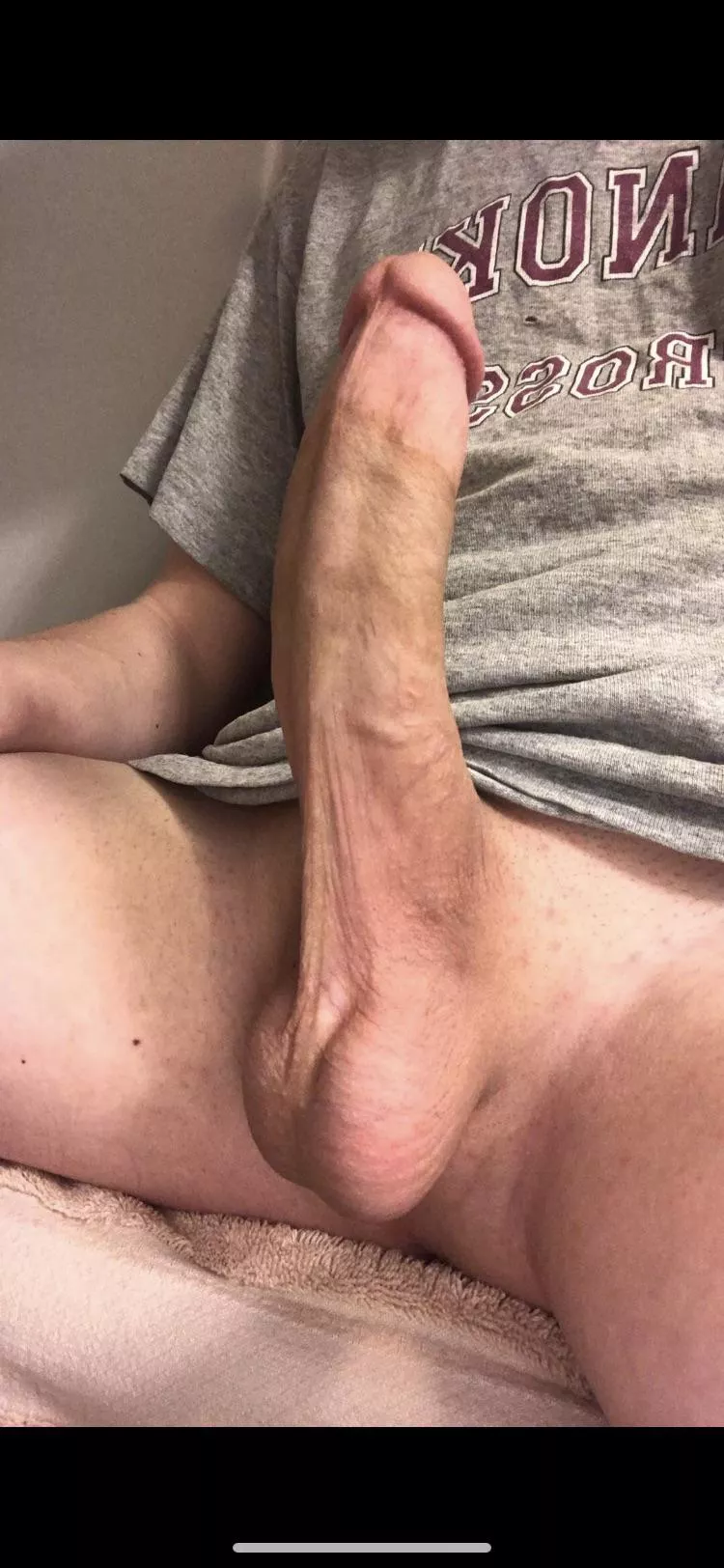 I like it when gay guys praise my cockðŸ˜ posted by Justsomeone109