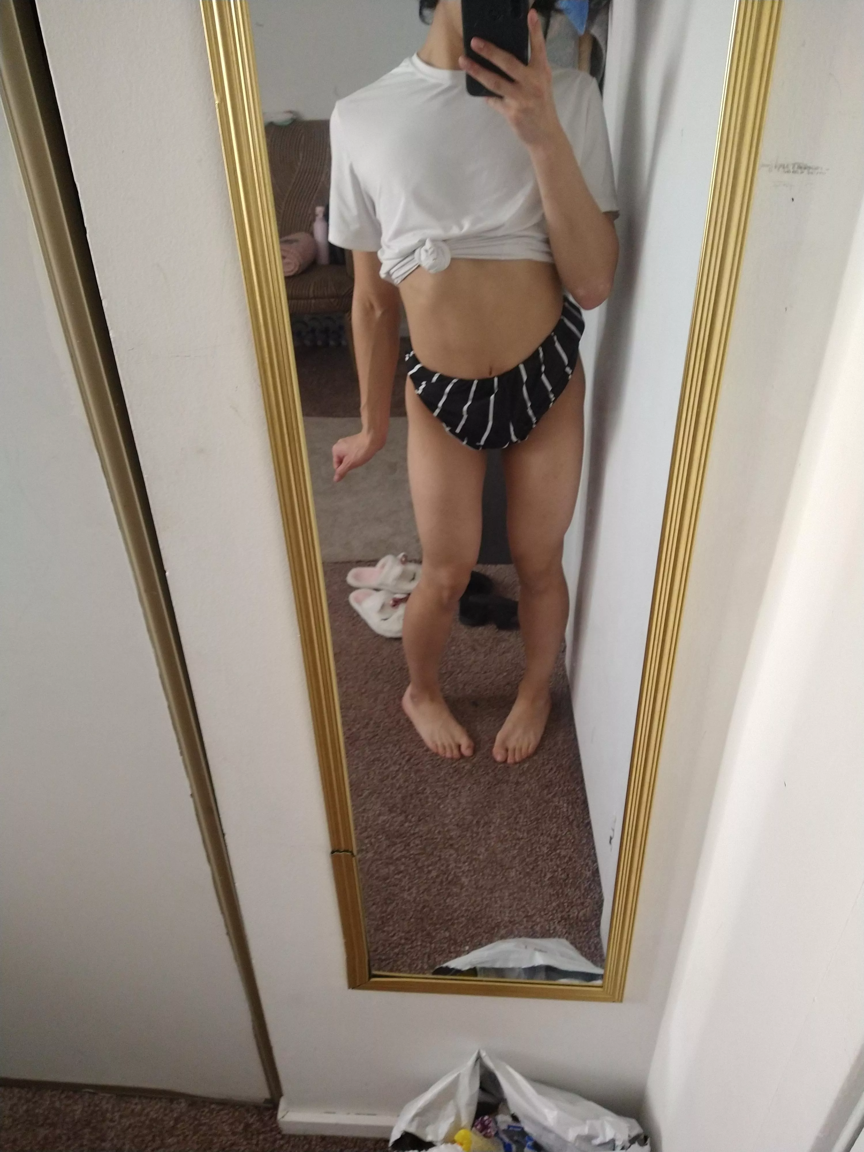 I like my thighs legs and feet 🥰 posted by CuteSubBoyuwu