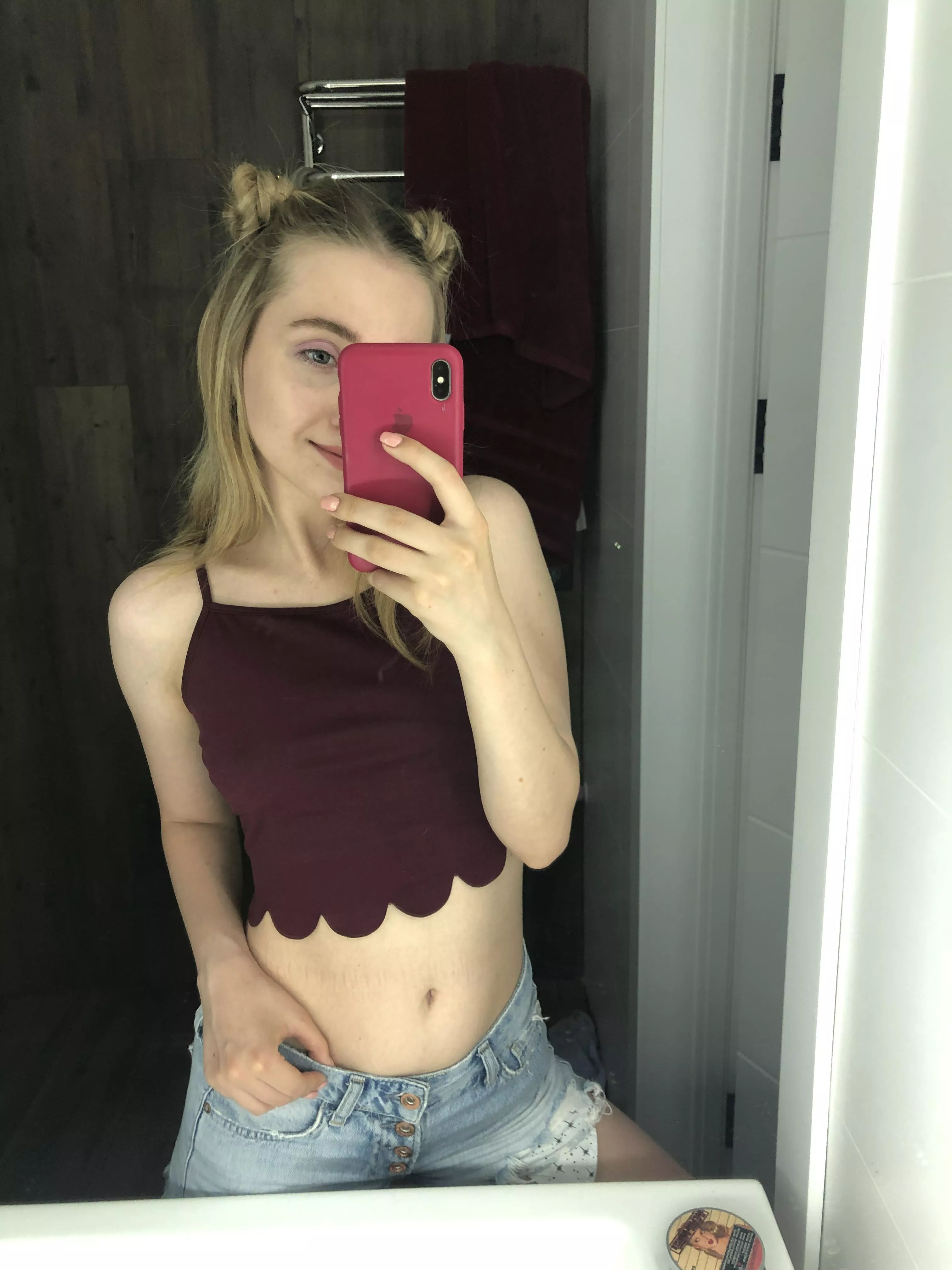 I like showing my belly posted by KCutie_booty