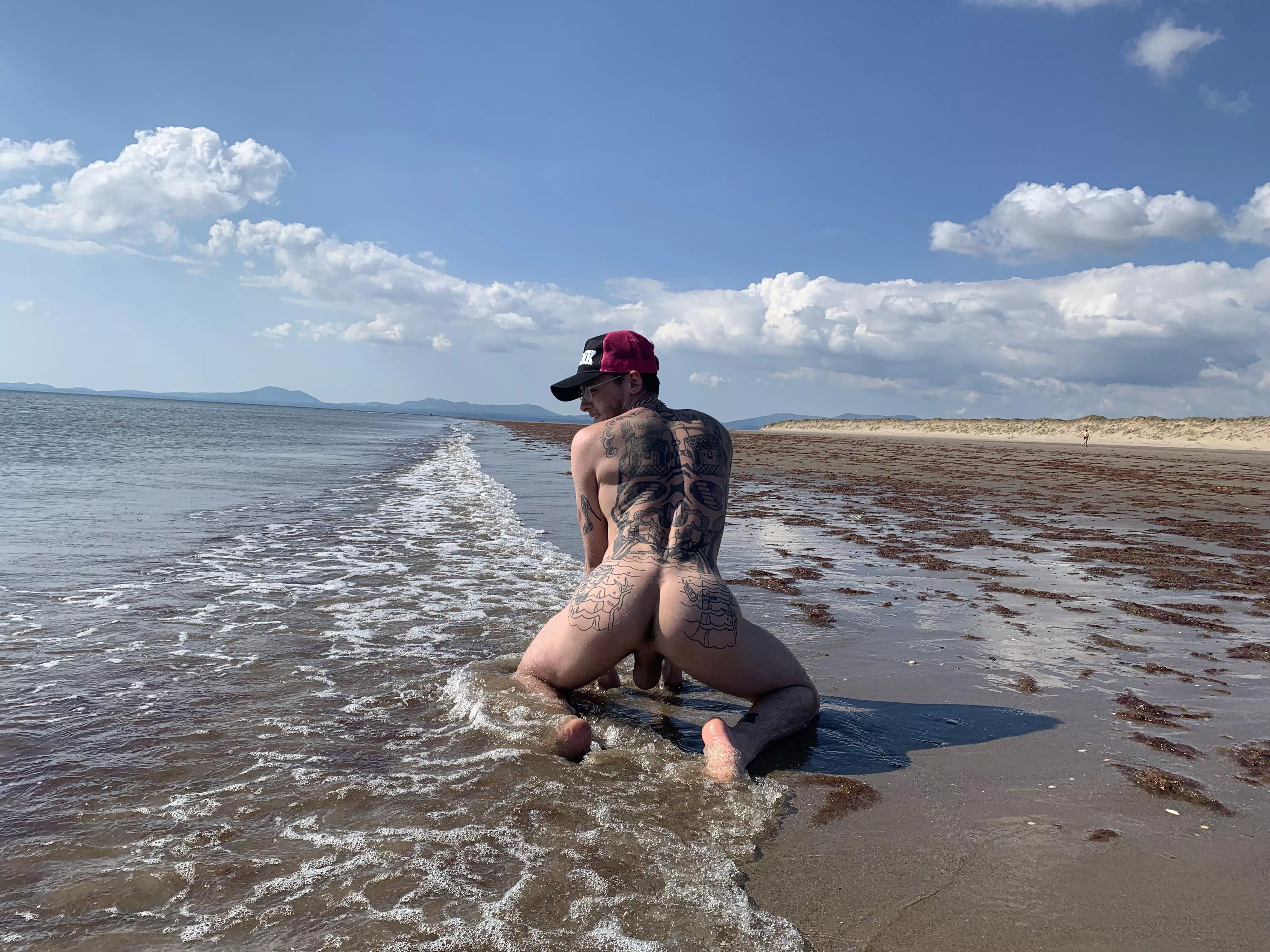 I love a British Beach posted by RonnieStxne