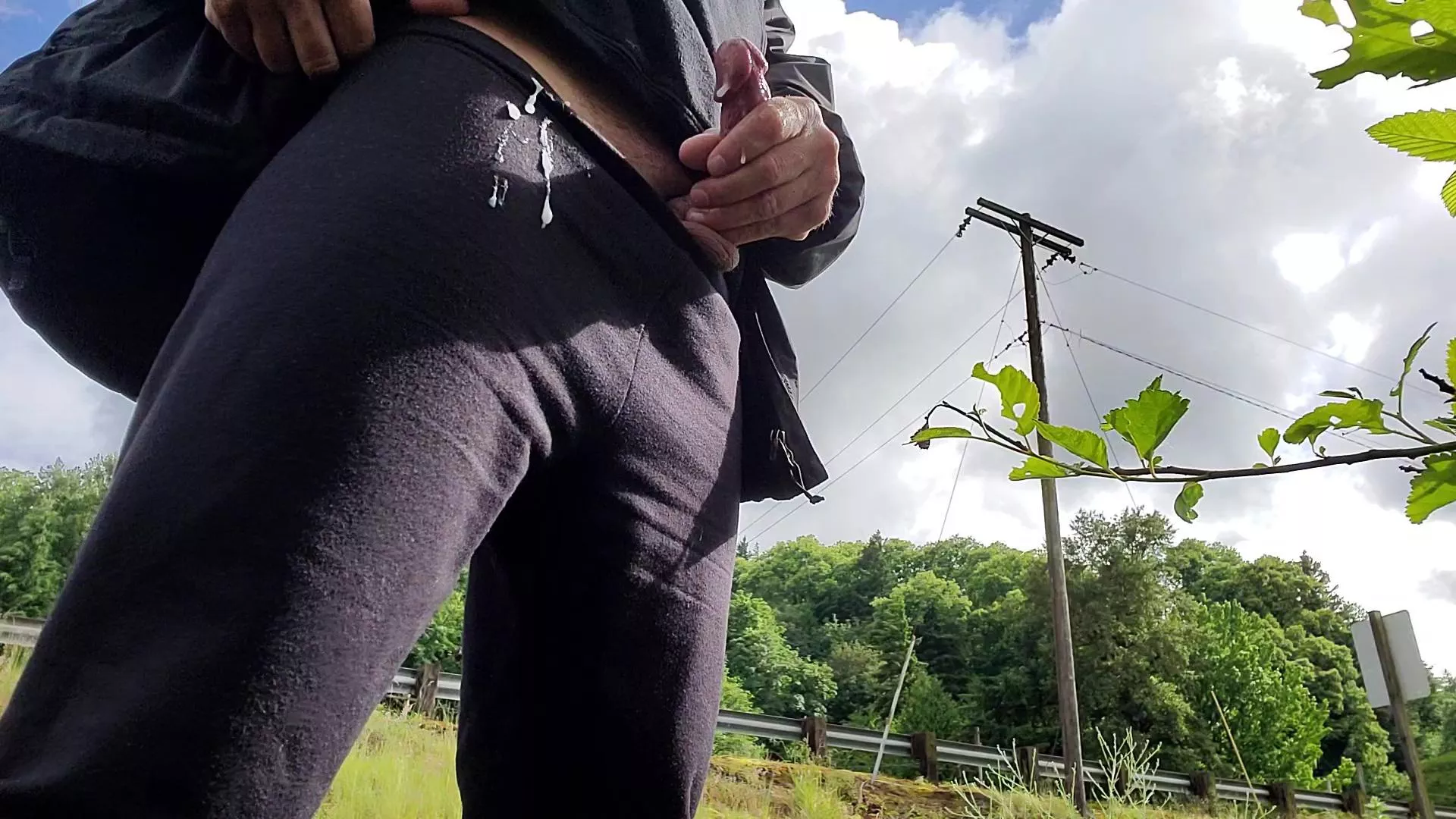 I love cumming on myself in public posted by Commercial_Case_6955