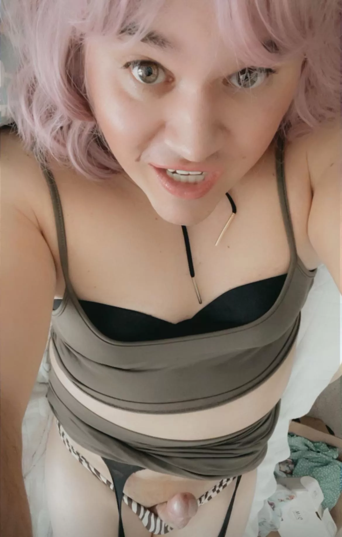 I love dressing up for you and sending you naughty pics while you’re working, hard posted by Quirkysara86