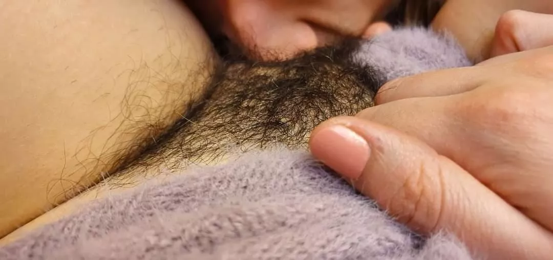 I love going down on this hairy lady posted by Something_phishy69