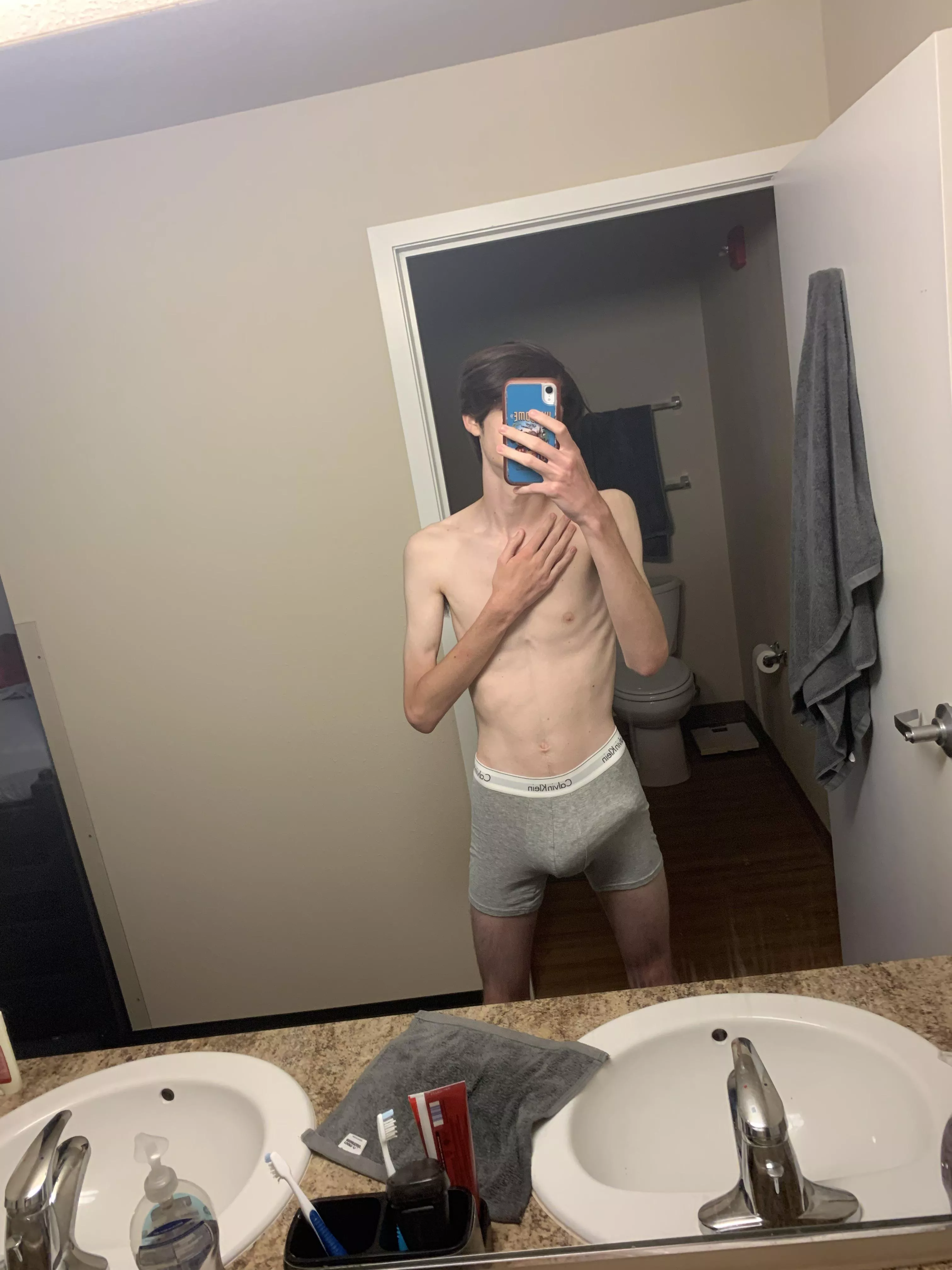 I love taking bulge pics posted by dms_are_open