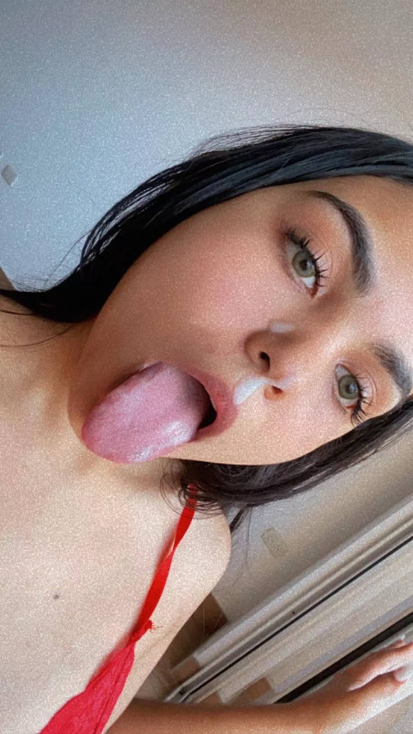 I love the cum on my face posted by Biancaswa