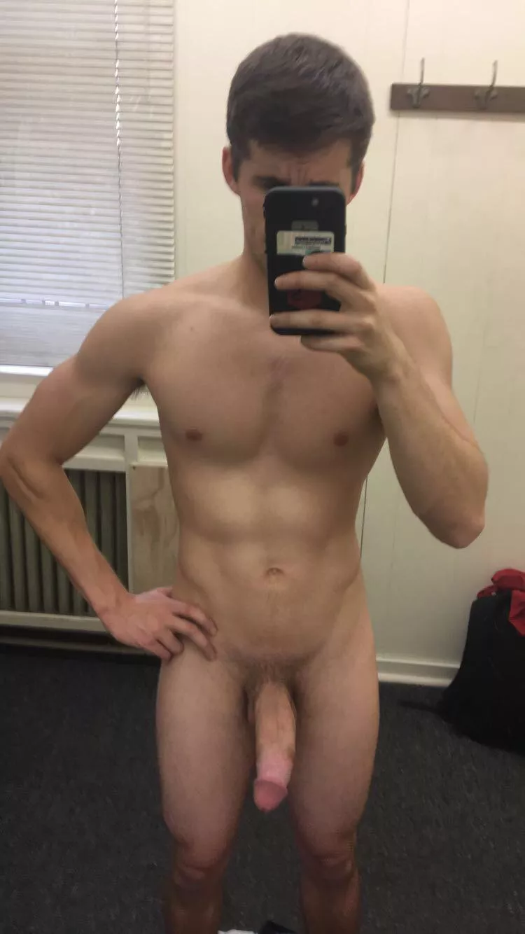 I love the looks I get when I walk around naked in the gym locker room.. I don’t mind if you stare posted by Extrodinary-Shaft221