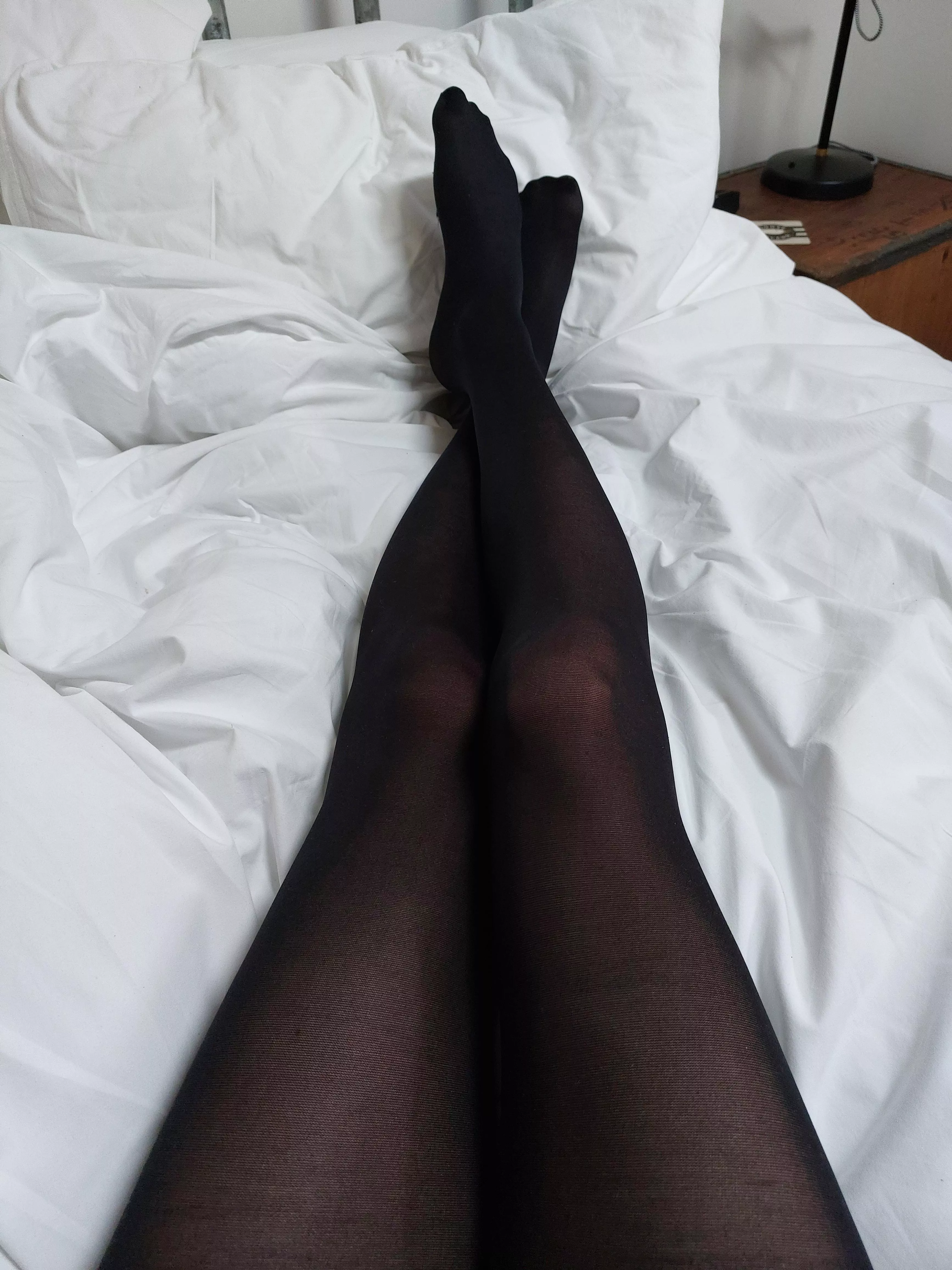 I love wearing tights on a cold day! 😍 posted by Ariaeson