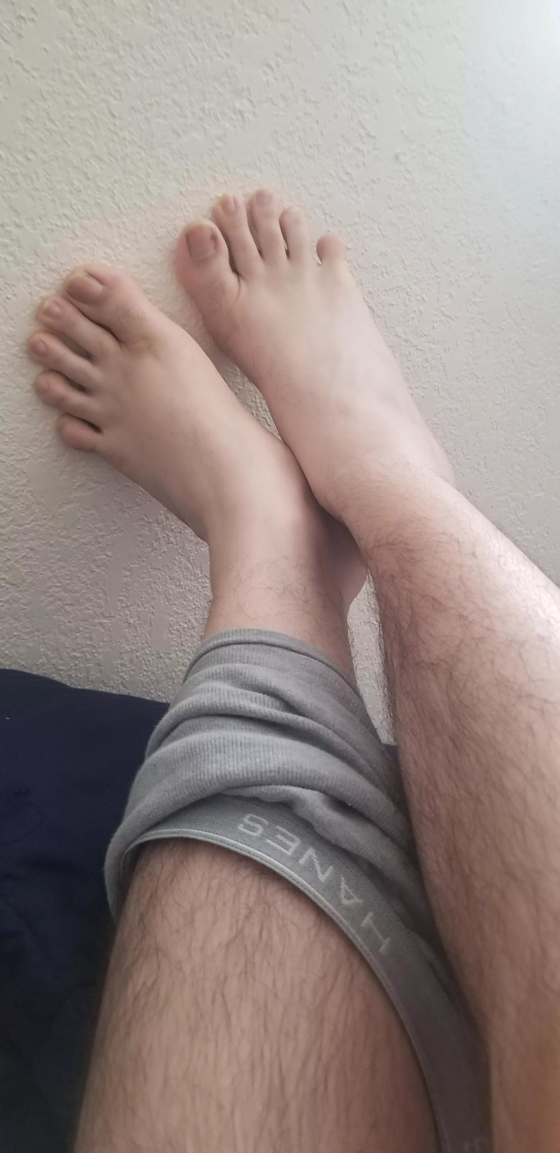 I need my feet and toes worshipped. Whose first? posted by zeroheartshard