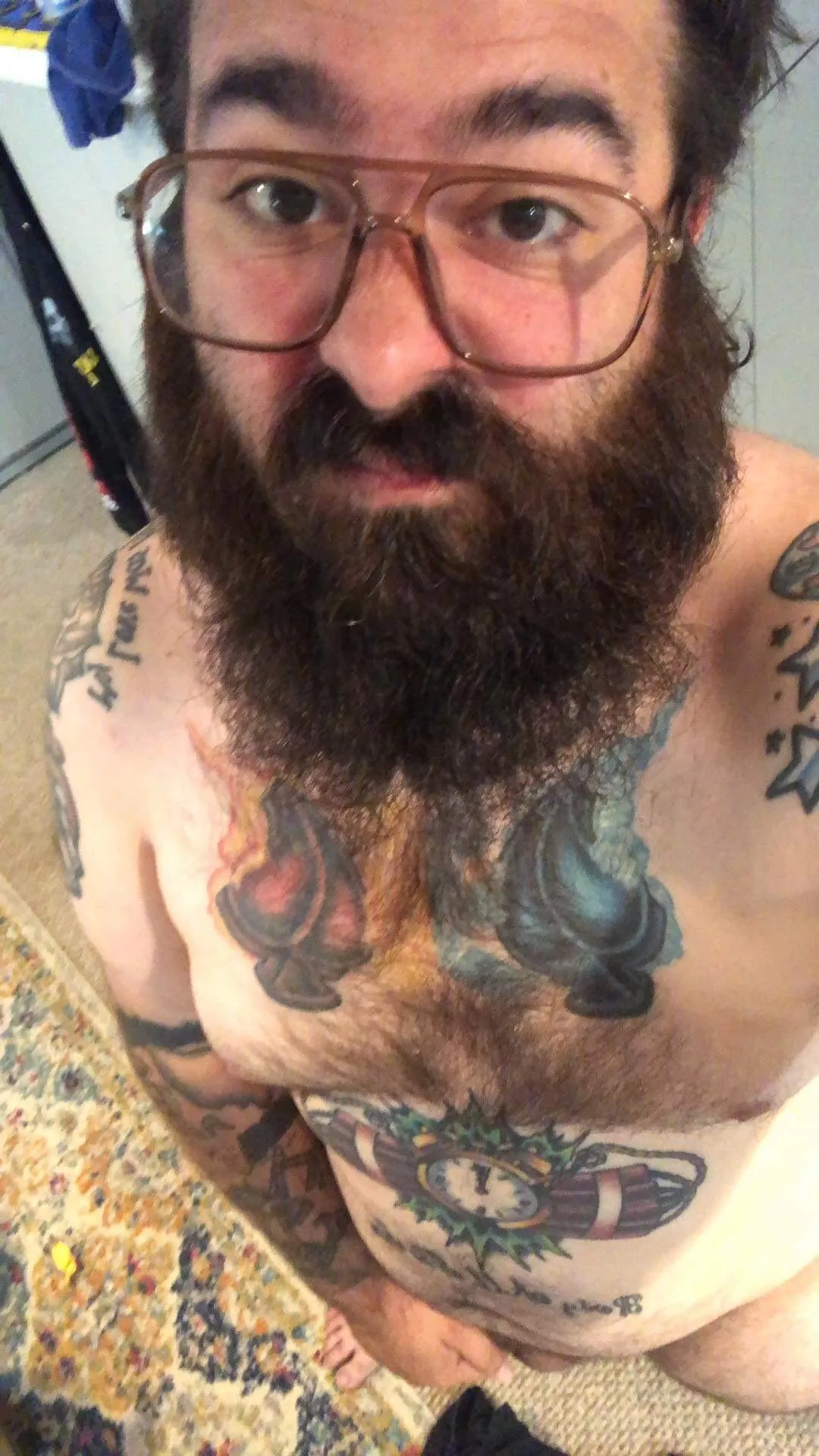 I never know what face to make posted by subbearded1