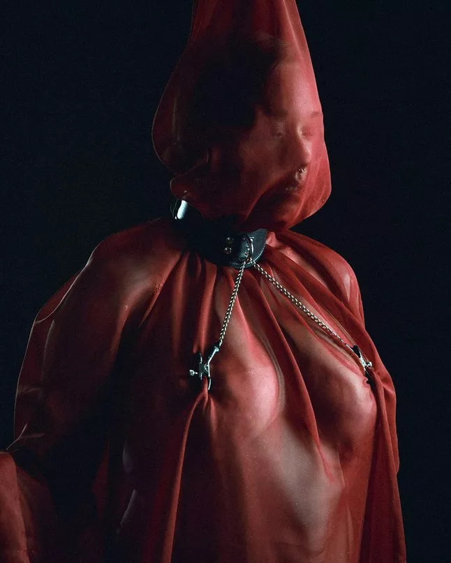 i suggest that there should be a nipples clamping cult or club and then members would look like this ( inspired by bene gesserit cult from dune movie ) posted by tapednude