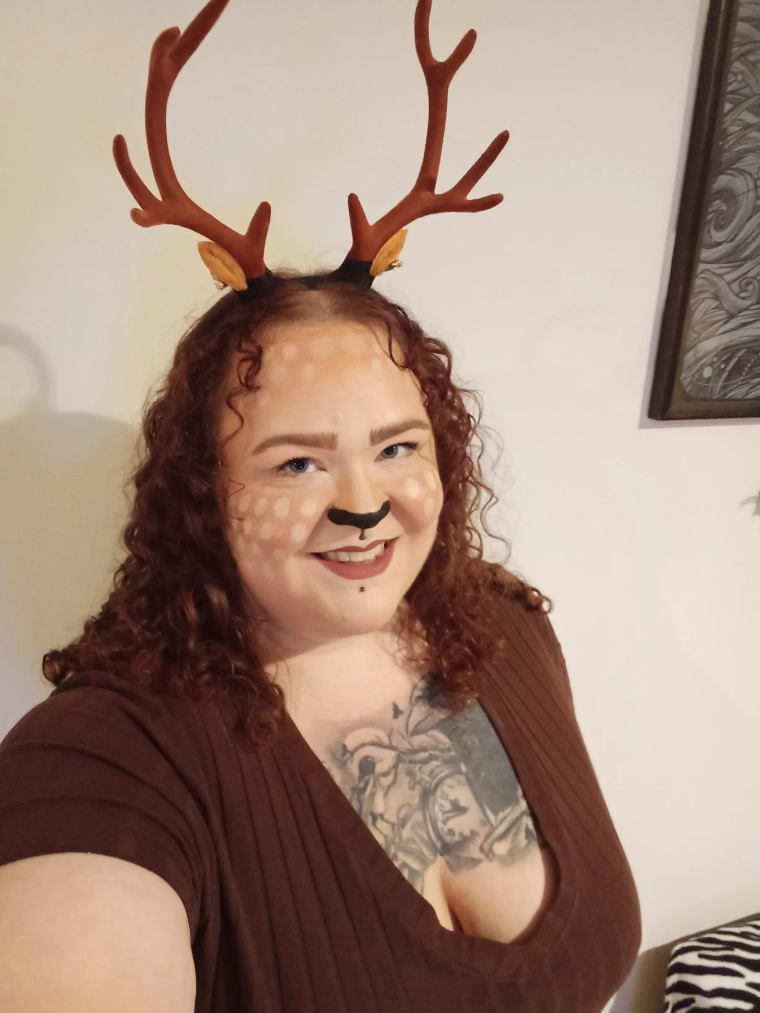 I think I make a pretty cute chubby reindeer, what do you reckon? posted by curlykatiecupcakes