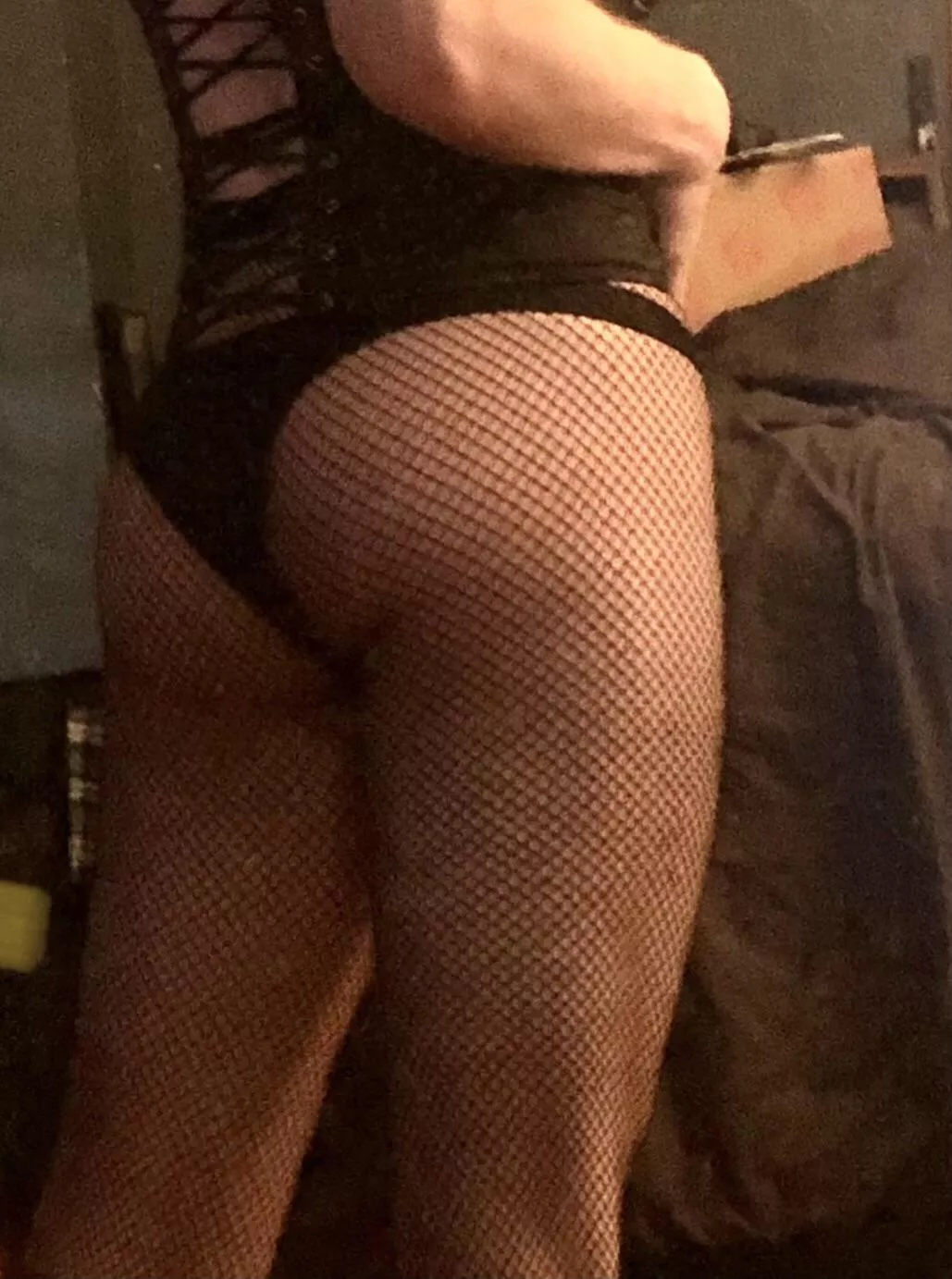 I think it looks cuter in fishnets, don’t you? posted by hockeycockey