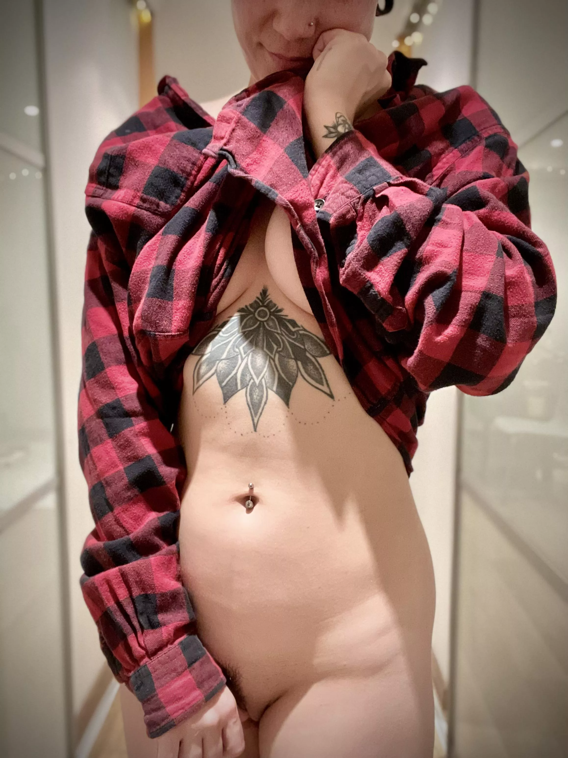 I took this in front of my front door, what would you do if you came home to me in your favourite flannel? posted by twinxxi