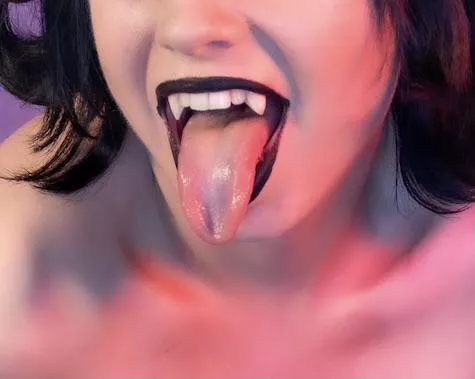 I vant to suck your…something…😜 posted by plastixfangs