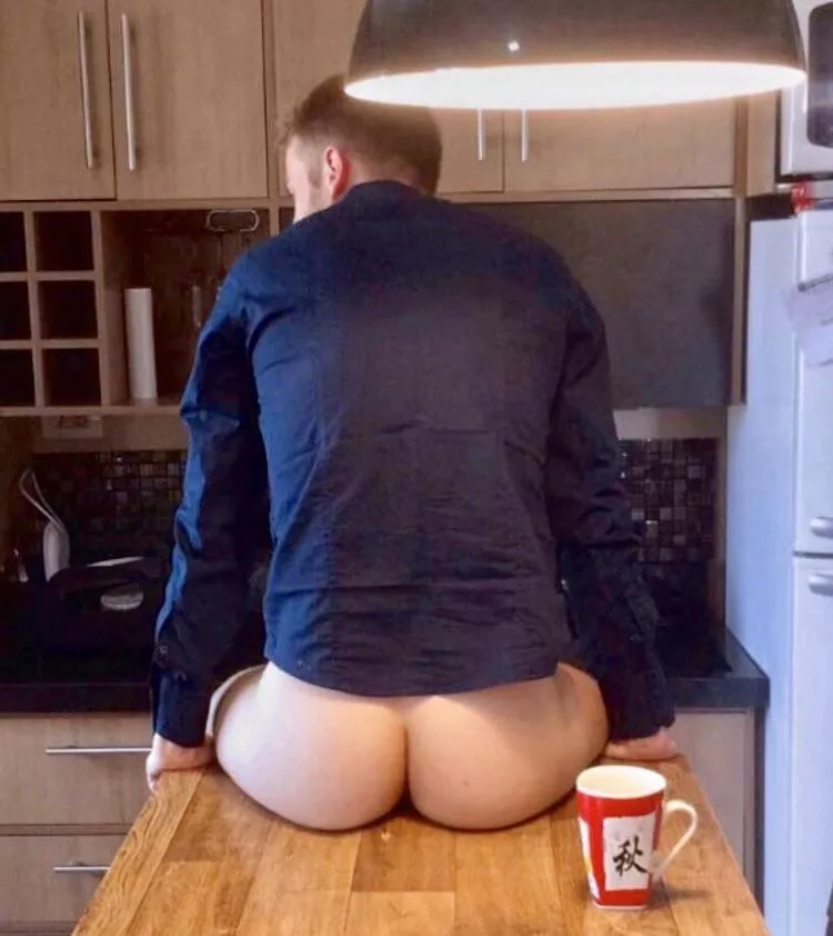 I wanna be that countertop 👅 posted by ArmenTamzariansBack