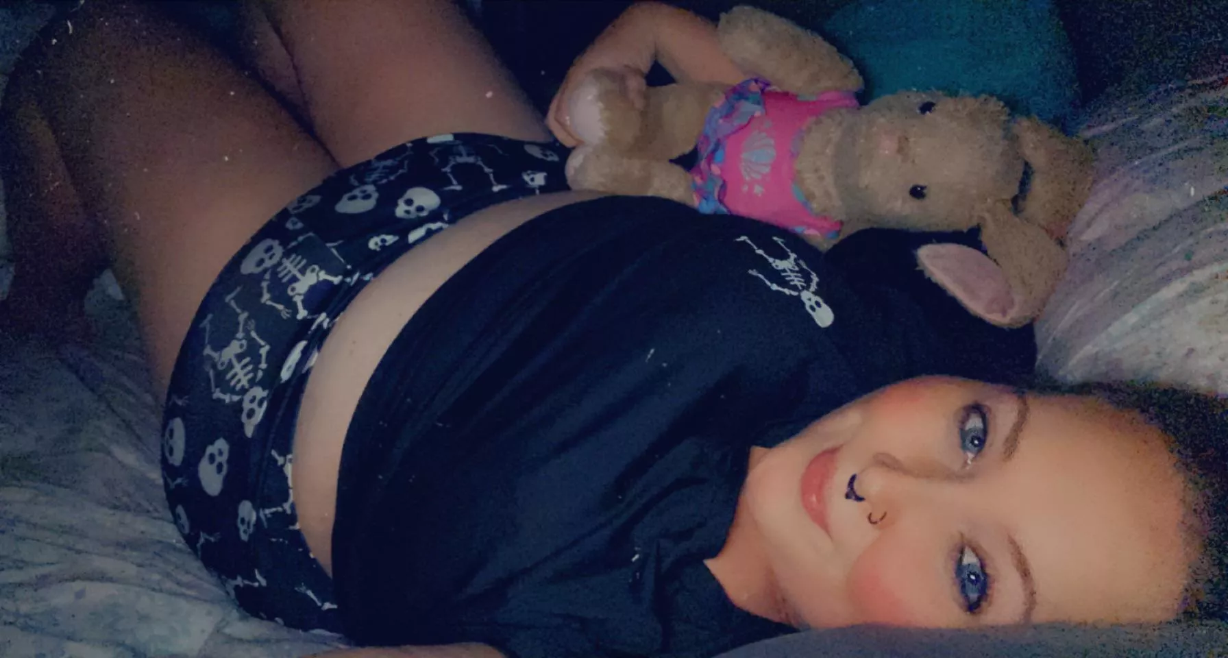 I wanna have a cuddle day 🥰 posted by Babyblueeyes193