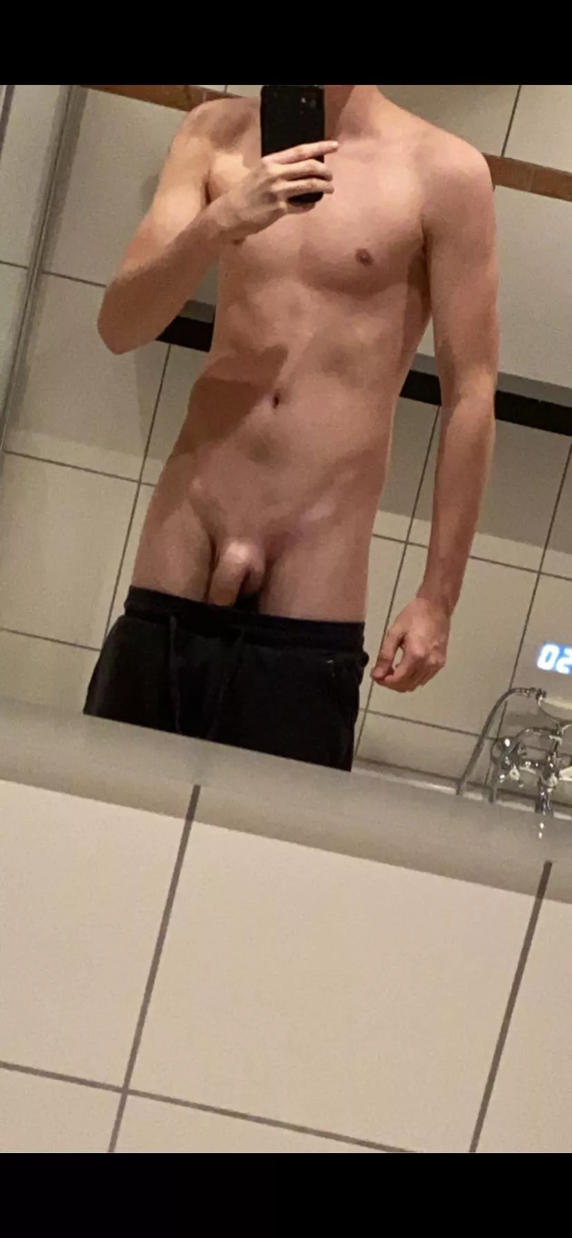 I want some honest opinions🤭 I’m 18 posted by maxmeier1208