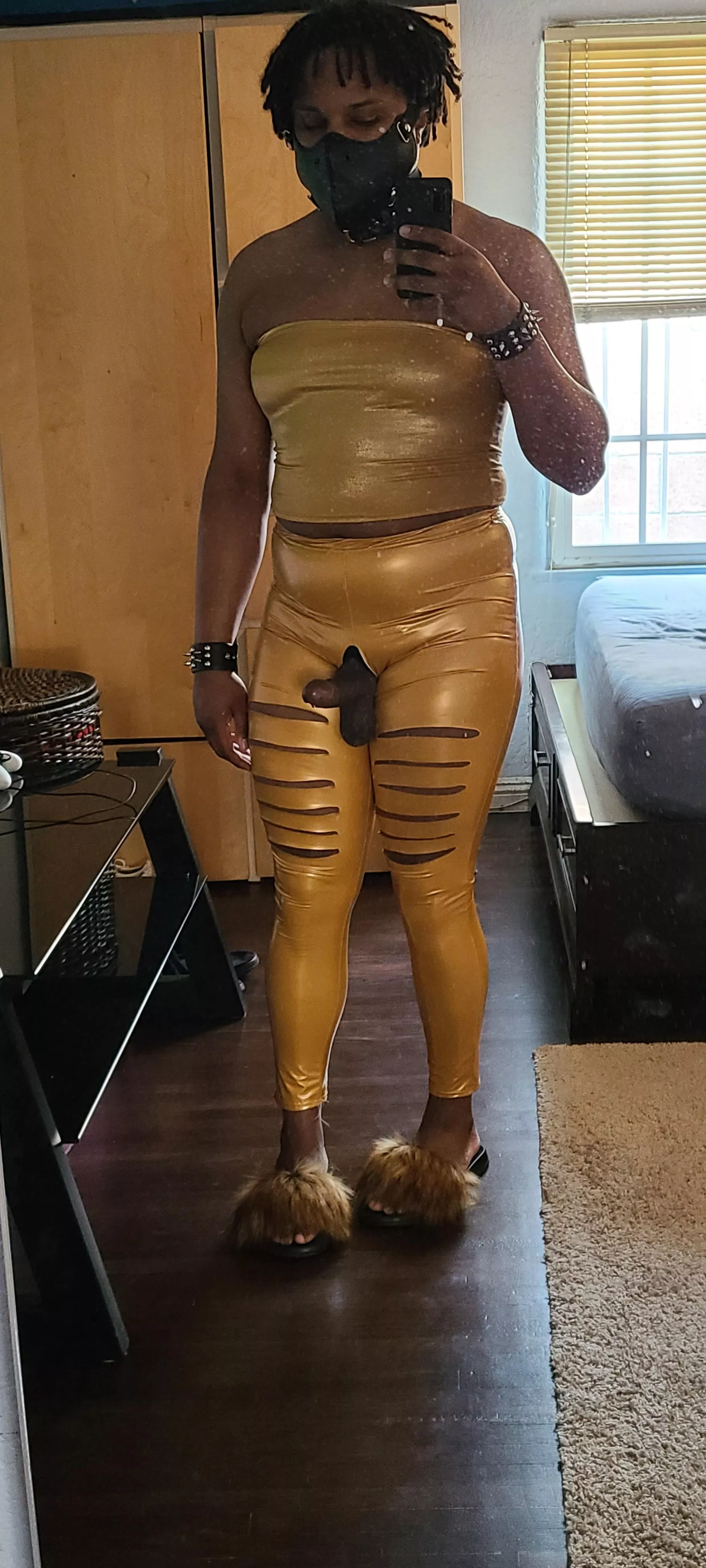 I want to be owned posted by rubbercdsissy