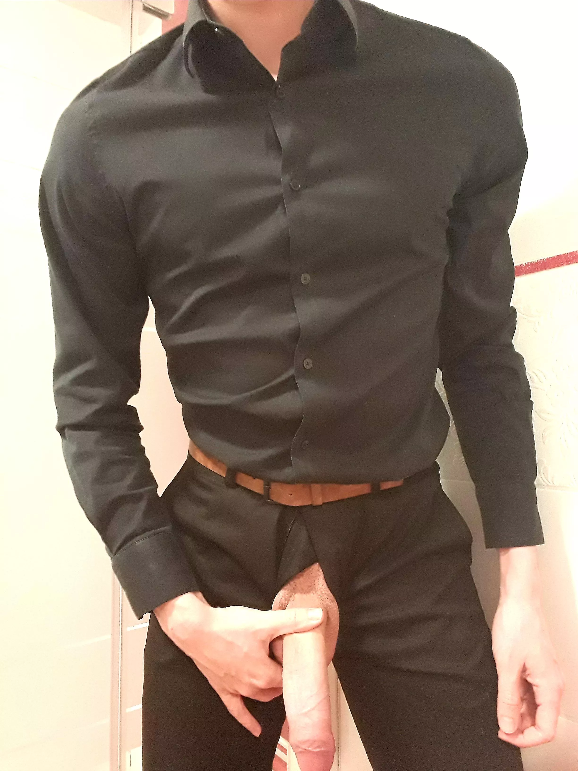 I was told that I wear suits to compensate for my dick size. posted by uporabnik1234