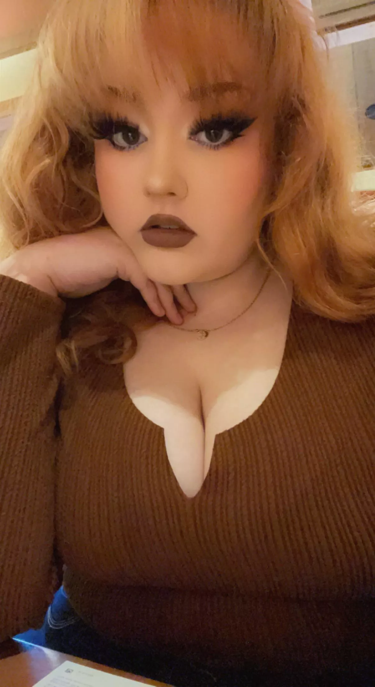 i went out to eat today :) posted by littletallbbw