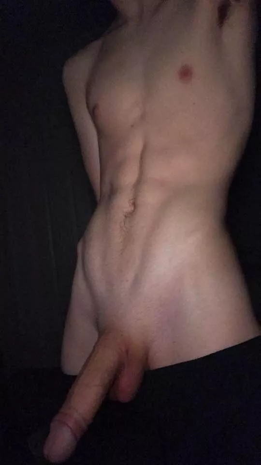 I'd love some rates pls posted by 19yoguy