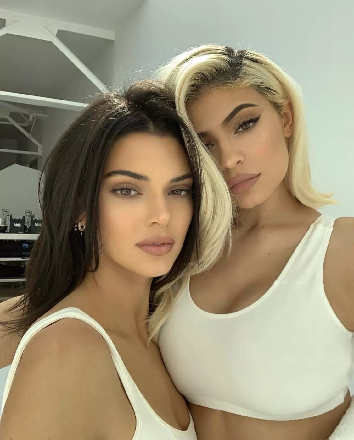 I'd love to worship goddess Kendall and Kylie Jenner posted by ek_59