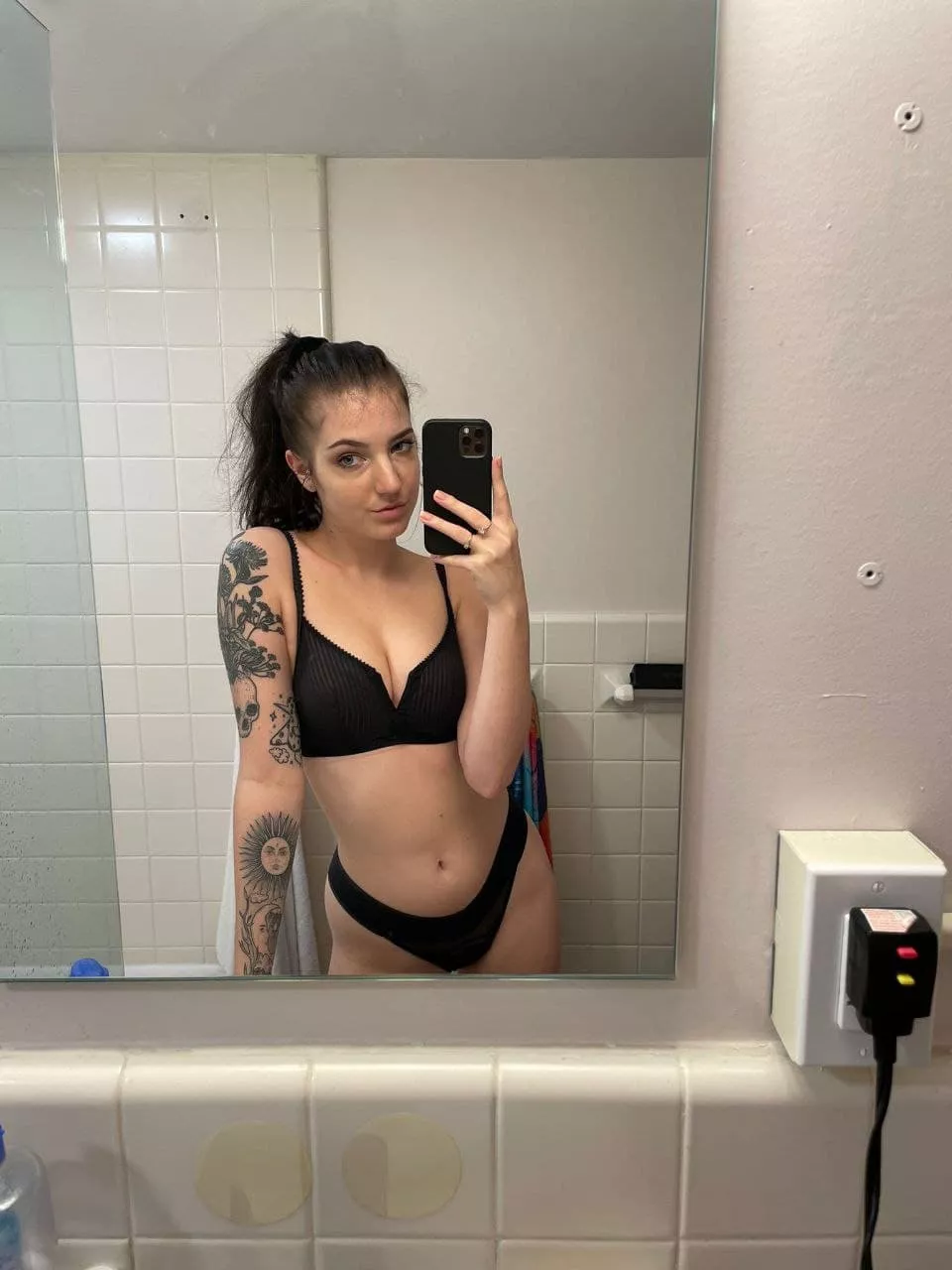 If at least one guy likes my petite body I will celebrate and fuck myself :) posted by Troy-Swanson