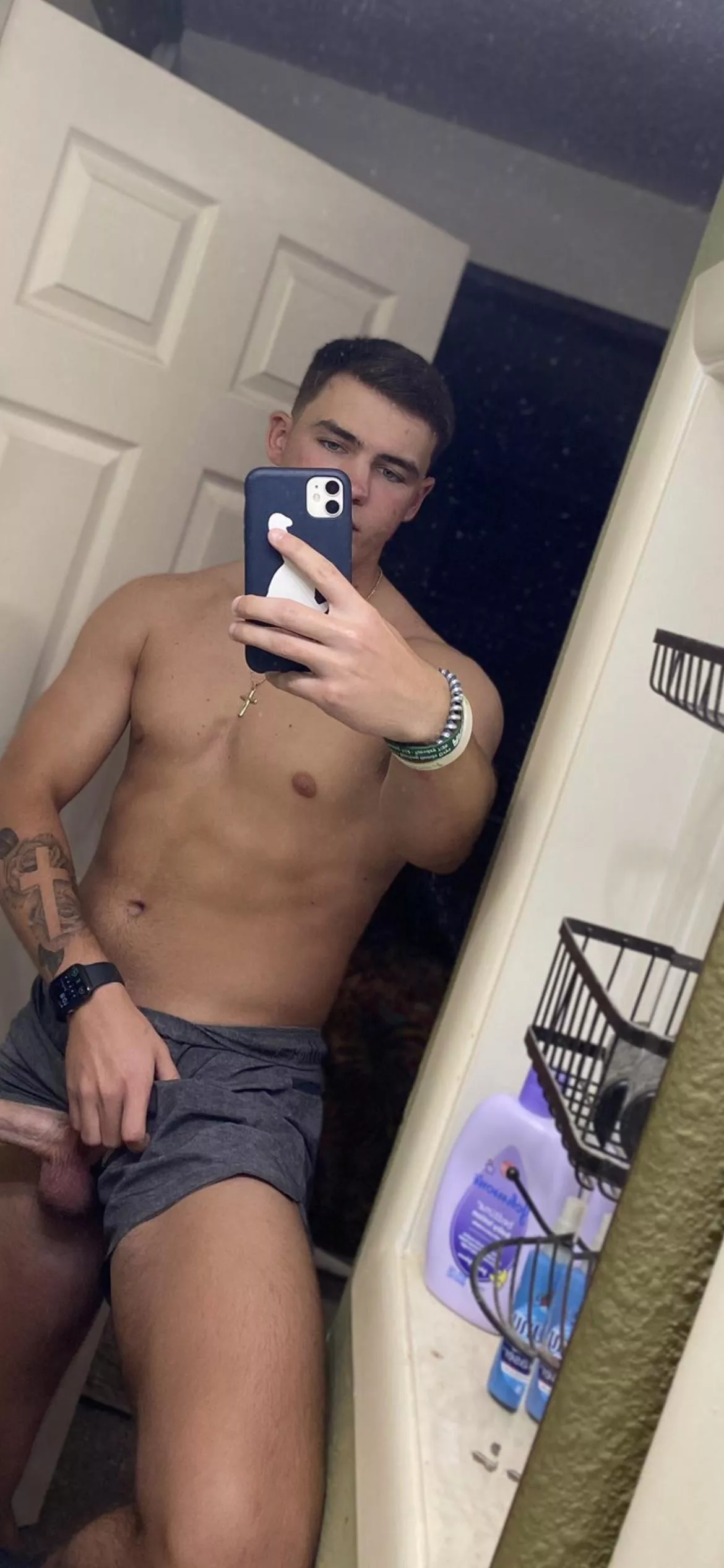 If we were roomates, would you let me fuck your tight hole? posted by thatonestud3