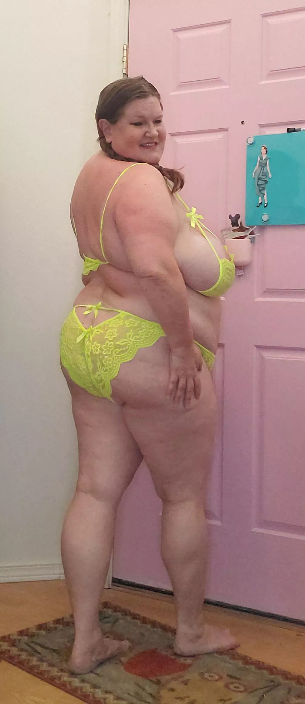 I'll be your sunshine ðŸŒž ðŸ’‹ ðŸ˜ˆ [49F] posted by Lavender_Lush72